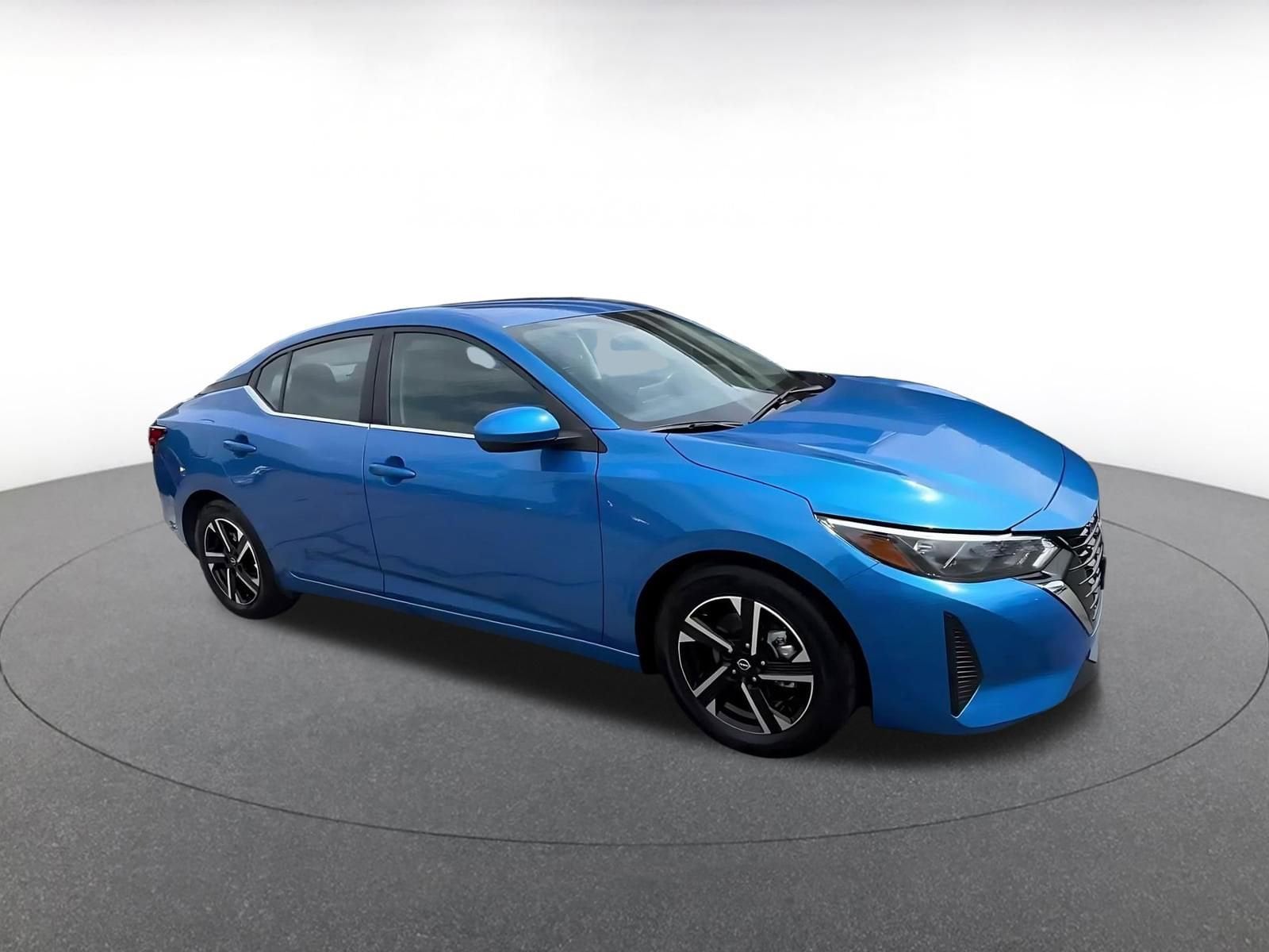 Thumbnail: 2025 Nissan Sentra - 2