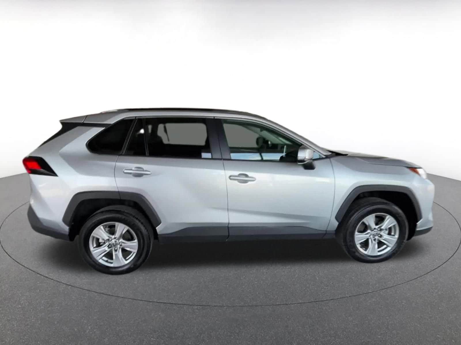 Thumbnail: 2025 Toyota RAV4 - 18