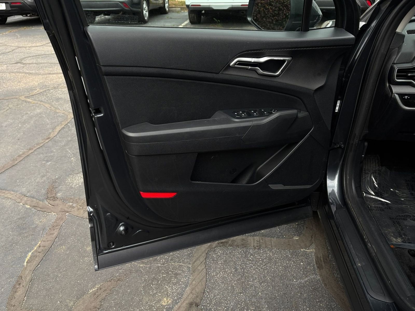 Thumbnail: 2025 Kia Sportage - 18