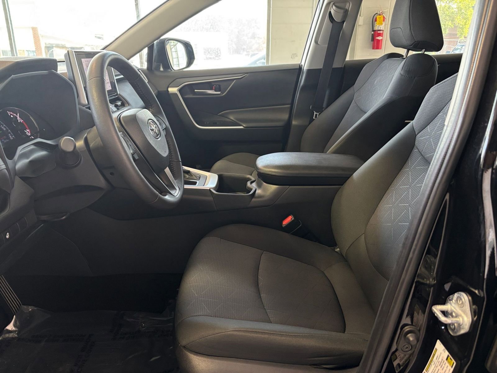 Thumbnail: 2024 Toyota RAV4 - 30