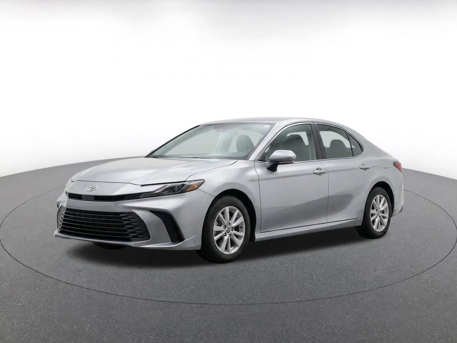 Thumbnail: 2025 Toyota Camry - 3