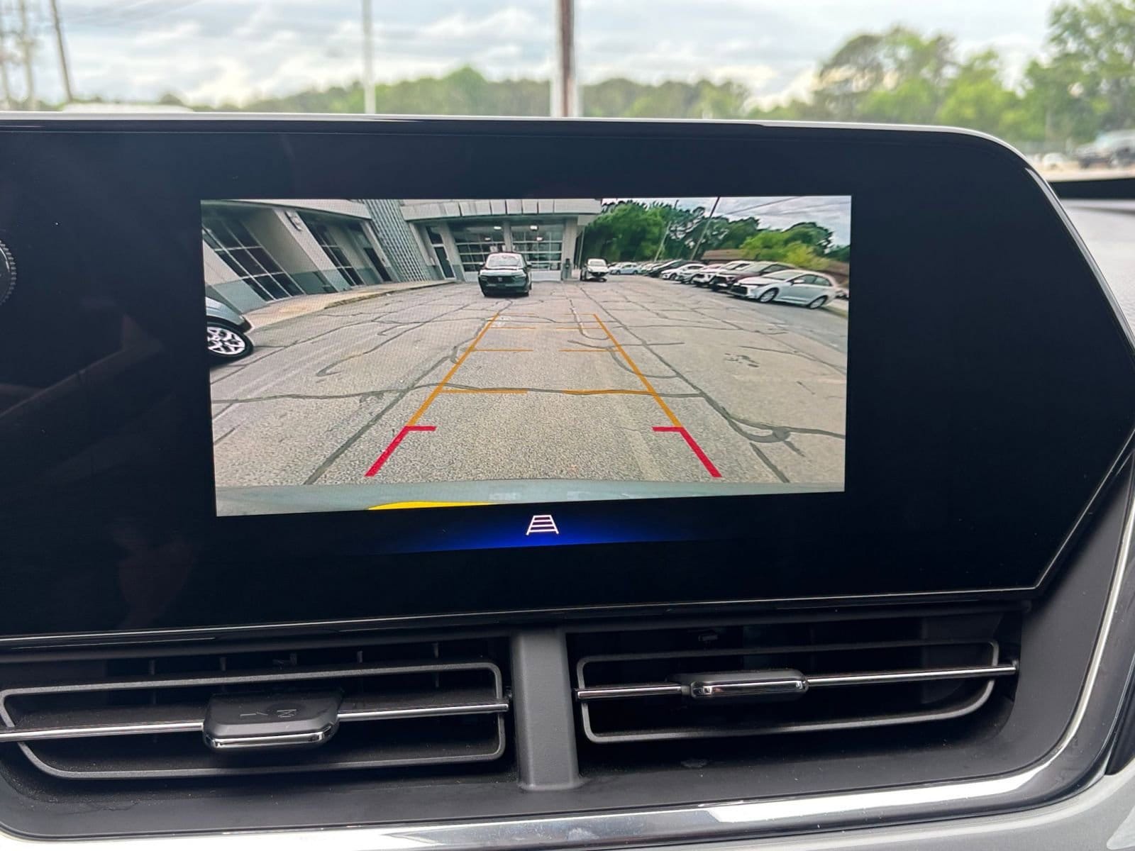 Thumbnail: 2025 Chevrolet Trax - 23