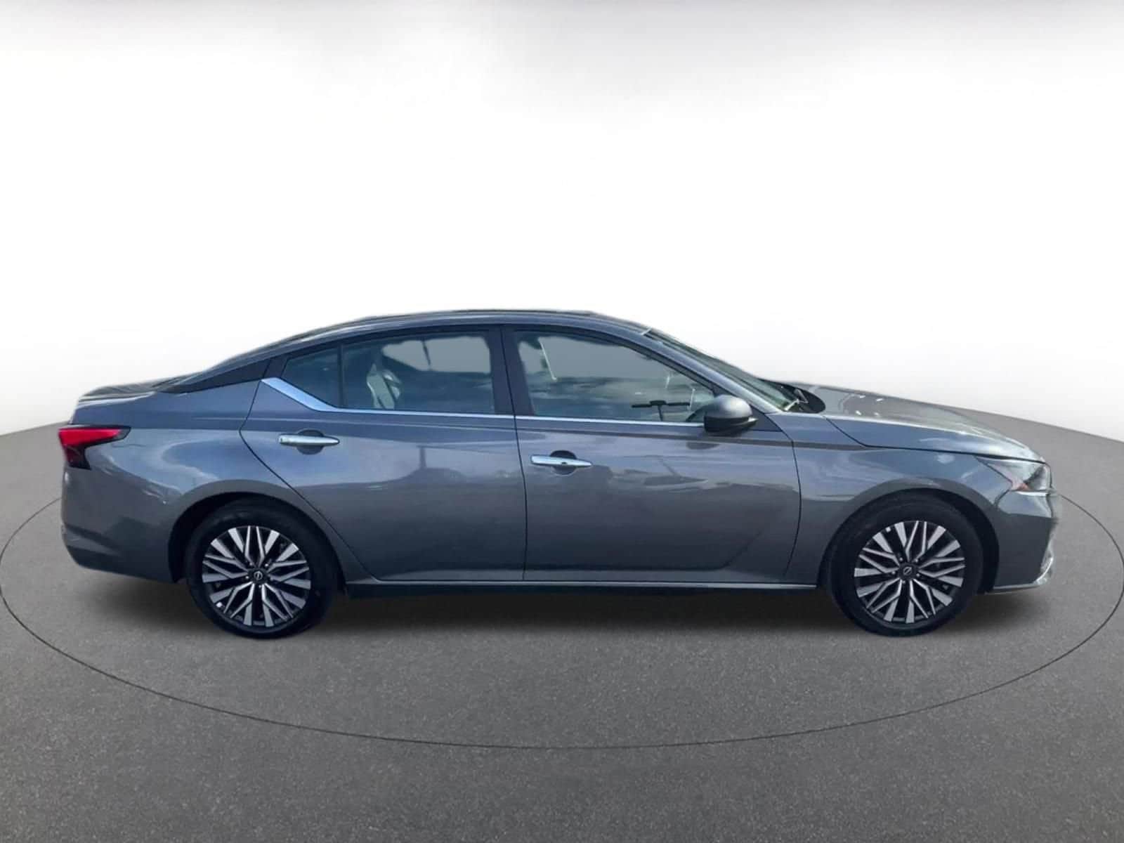 Thumbnail: 2025 Nissan Altima - 16