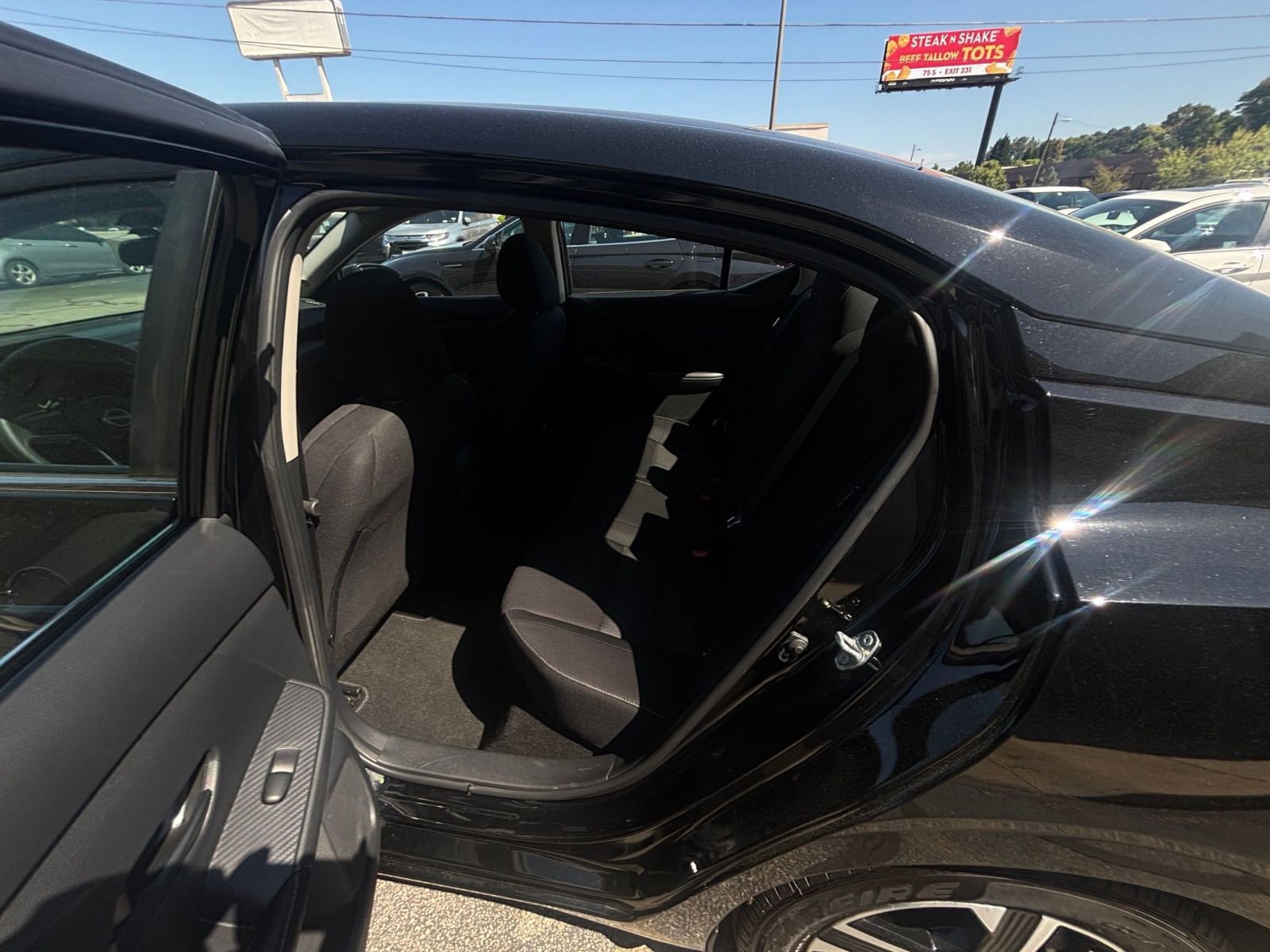 Thumbnail: 2025 Nissan Sentra - 22