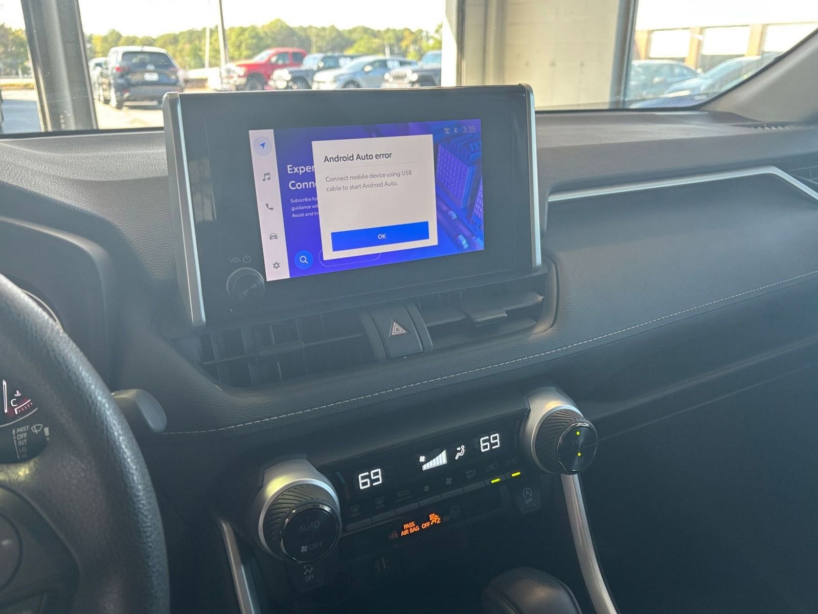 Thumbnail: 2025 Toyota RAV4 - 21