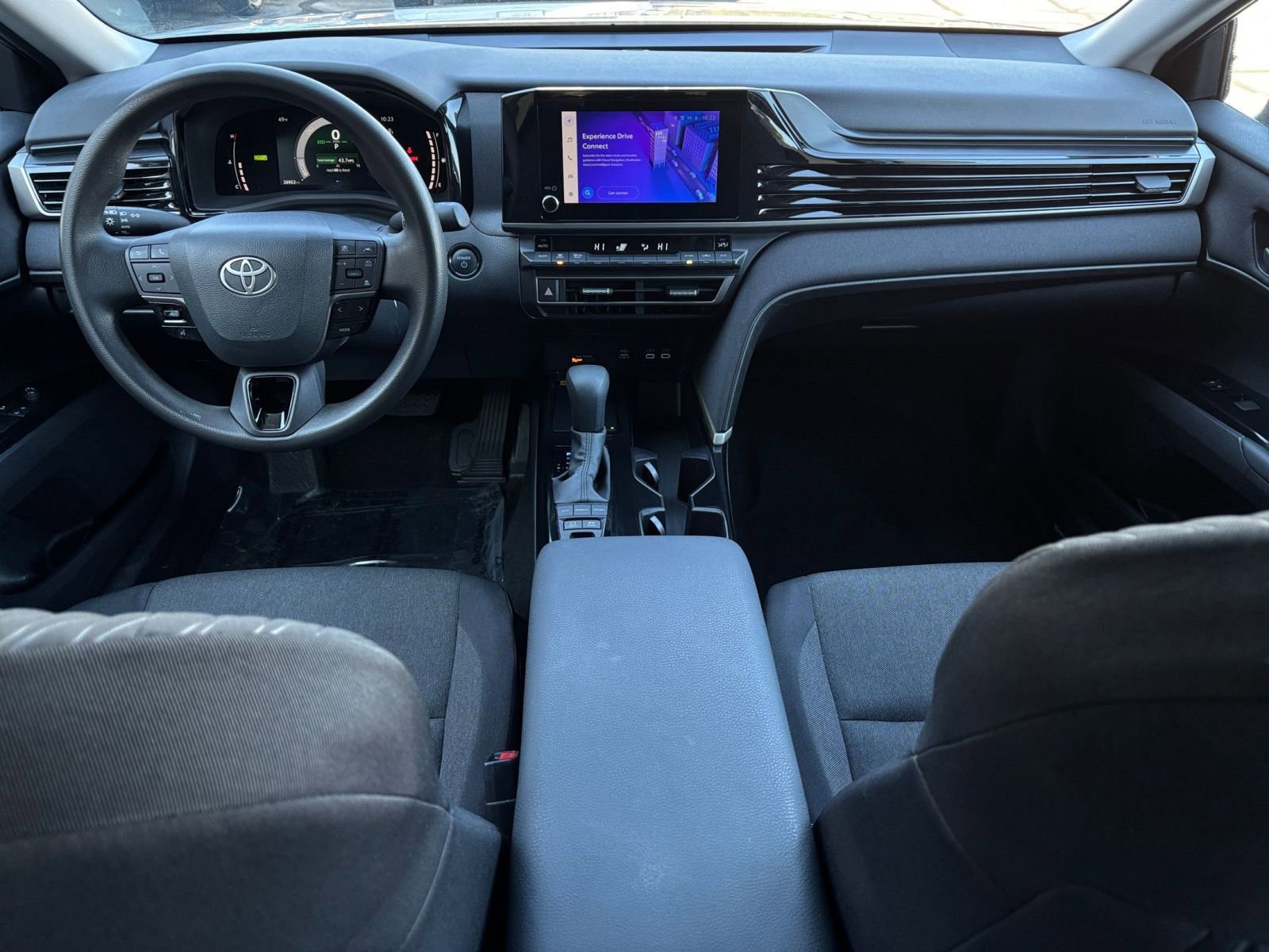 Thumbnail: 2025 Toyota Camry - 32