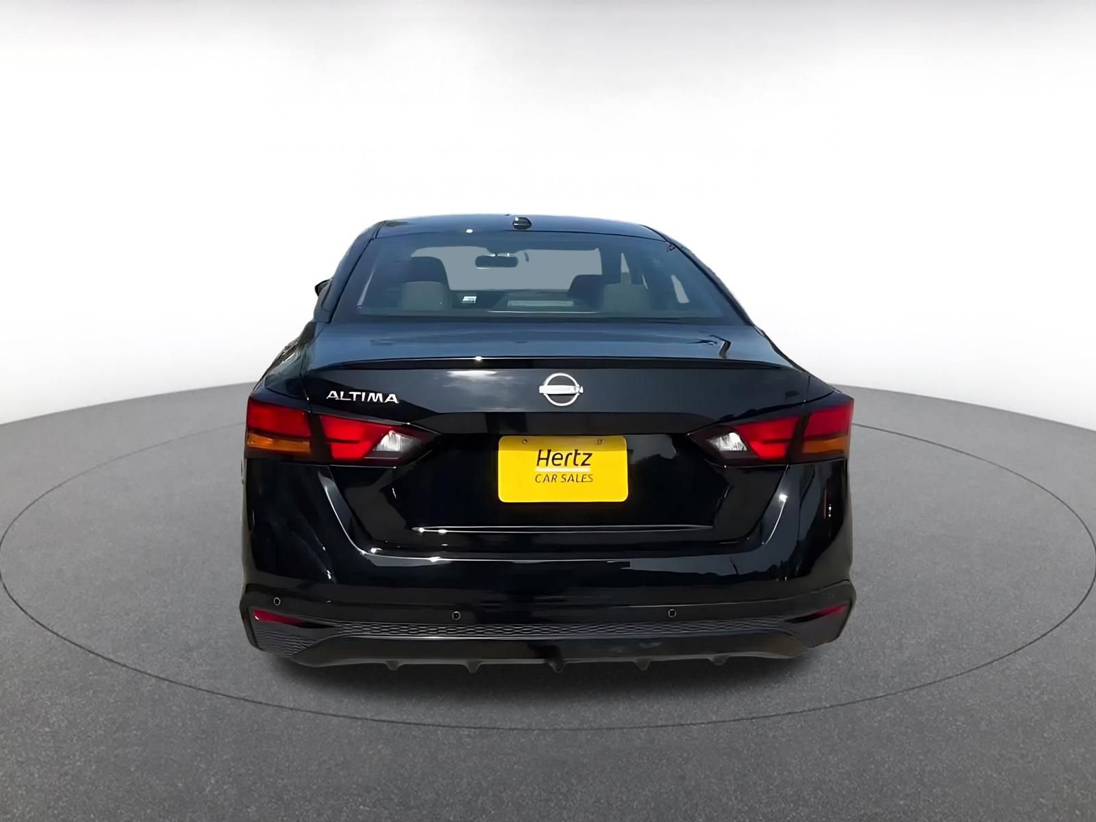 Thumbnail: 2025 Nissan Altima - 12