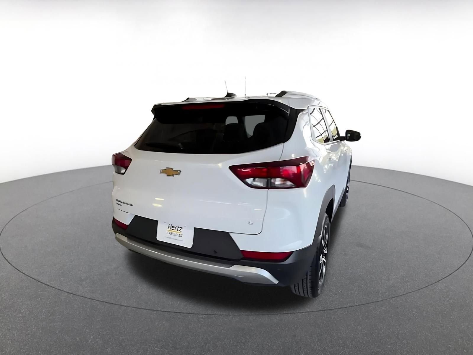 Thumbnail: 2025 Chevrolet TrailBlazer - 13