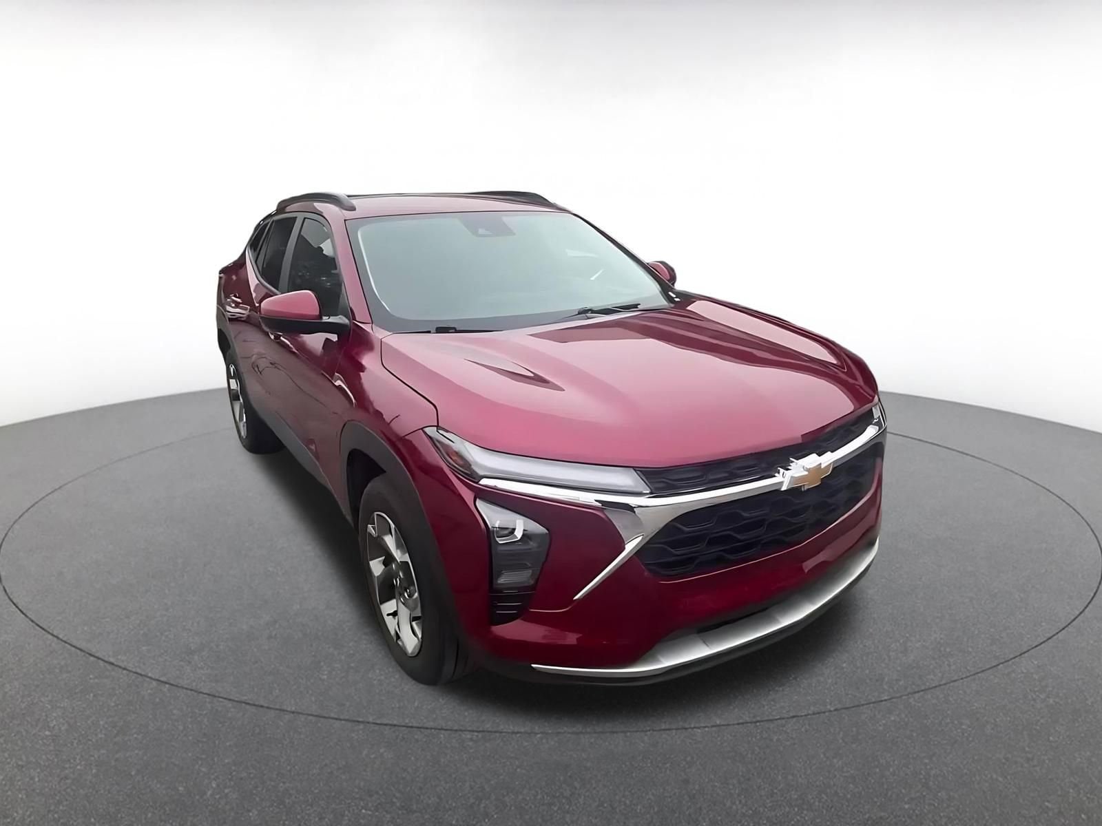 Thumbnail: 2025 Chevrolet Trax - 3