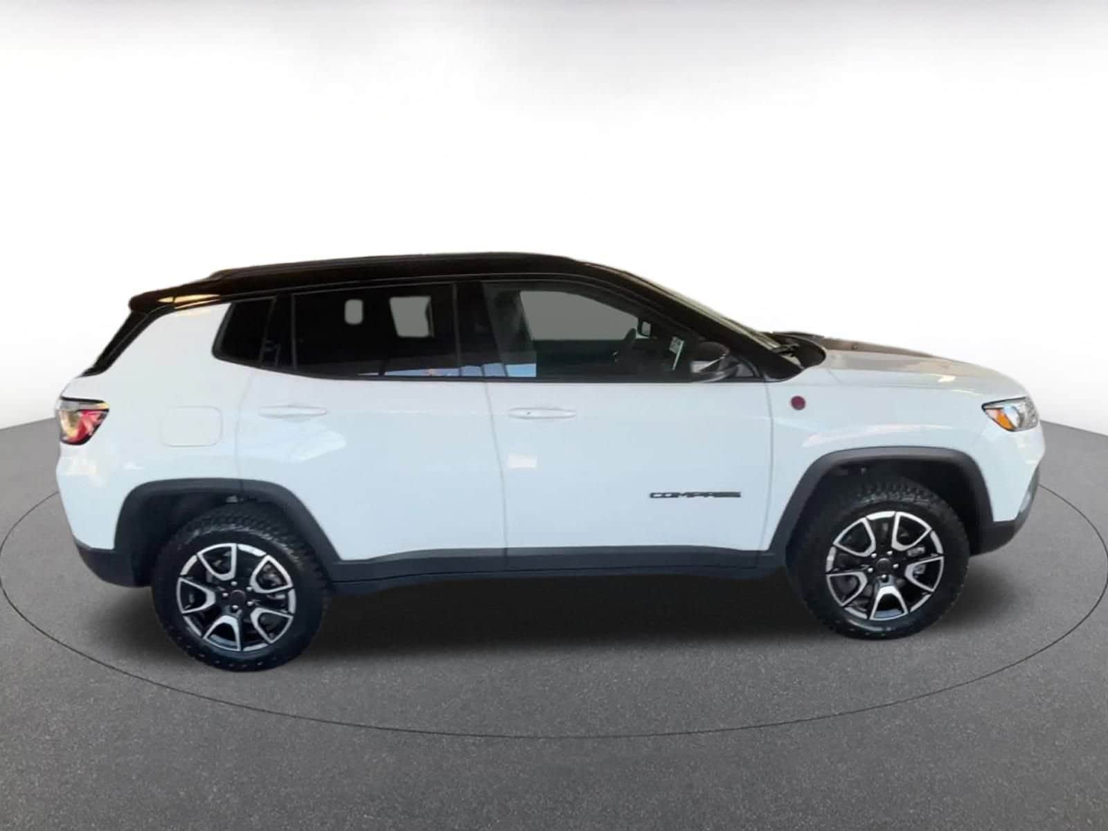 Thumbnail: 2025 Jeep Compass - 15