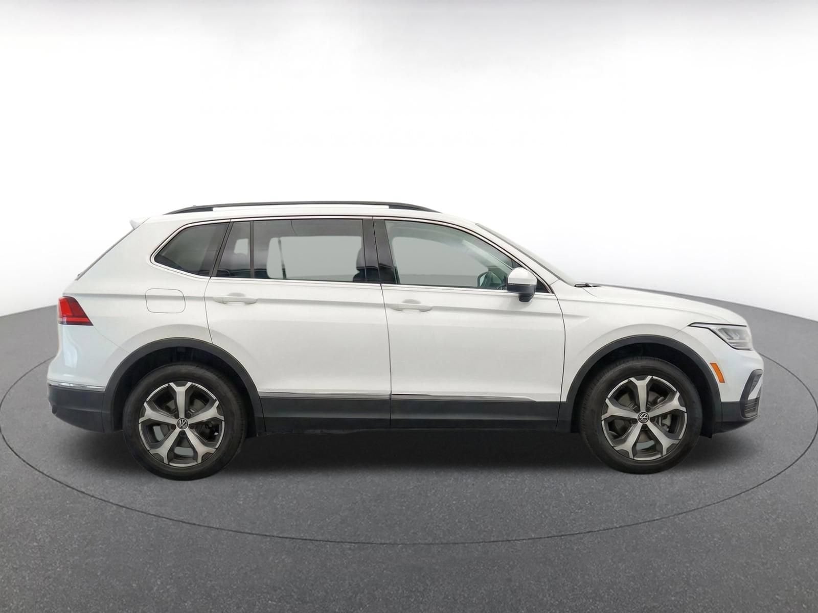 Thumbnail: 2026 Volkswagen Tiguan - 8