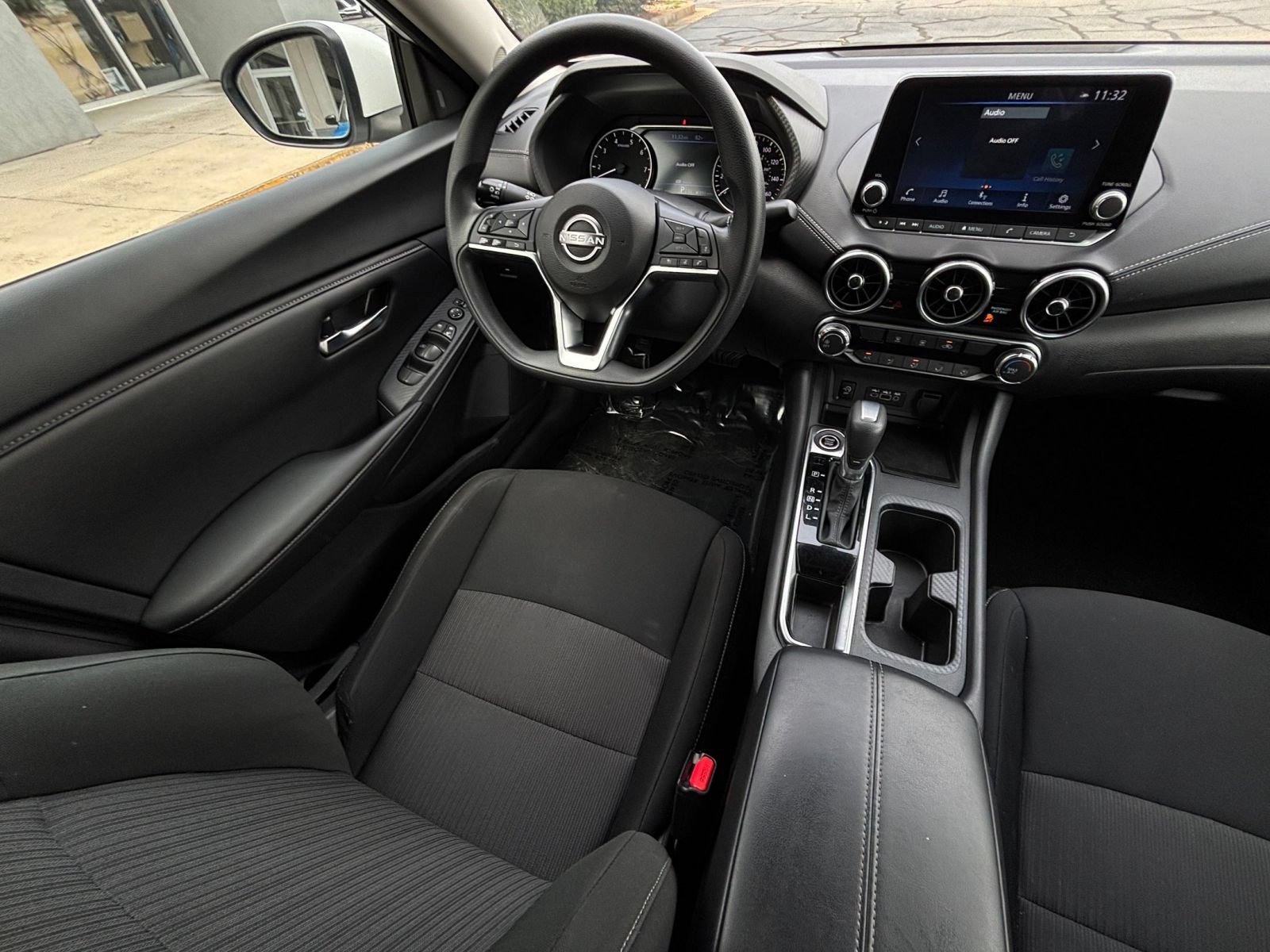 Thumbnail: 2025 Nissan Sentra - 33
