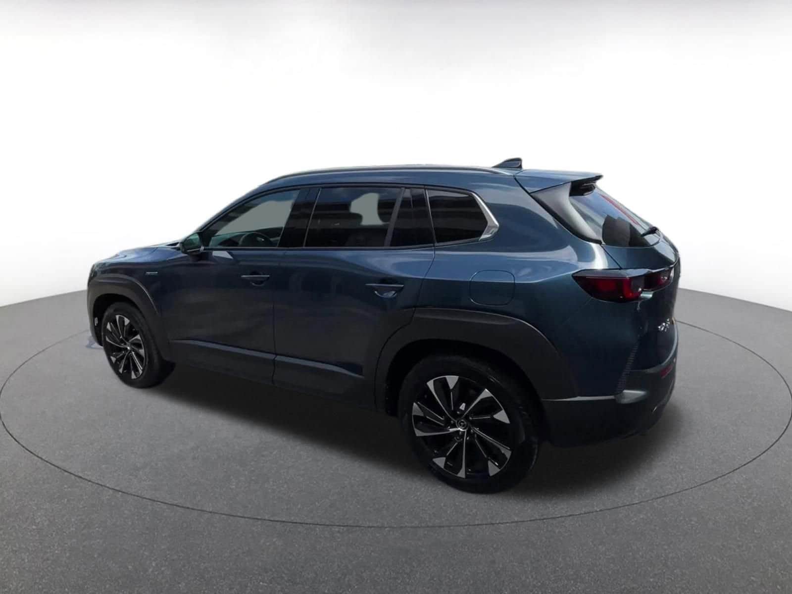 Thumbnail: 2025 Mazda CX-50 - 10