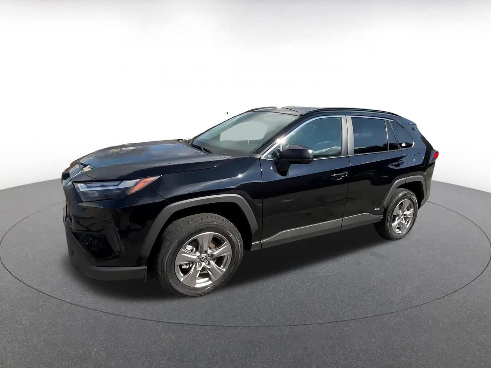 Thumbnail: 2025 Toyota RAV4 - 7