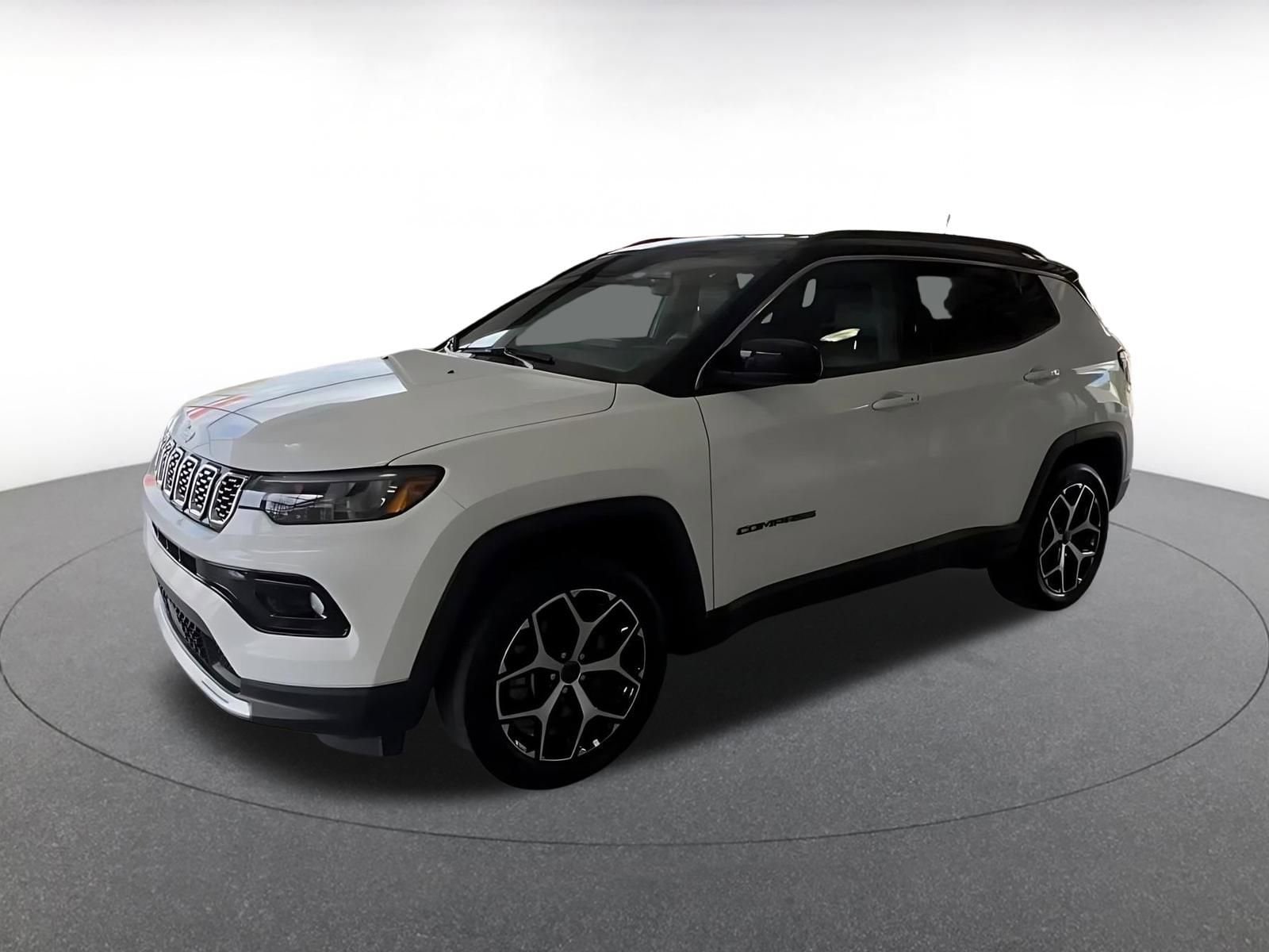 Thumbnail: 2025 Jeep Compass - 10