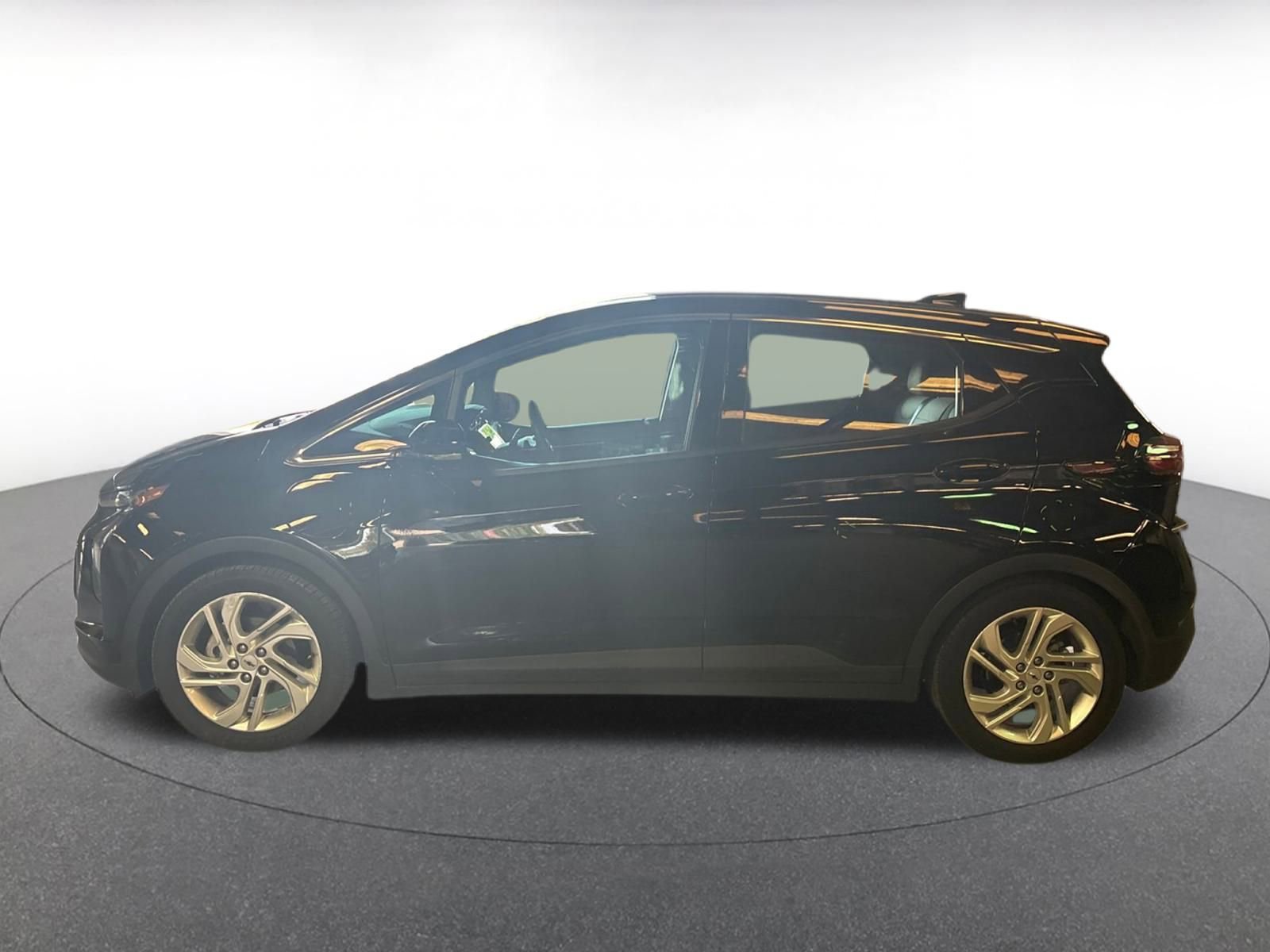 Thumbnail: 2023 Chevrolet Bolt EV - 3