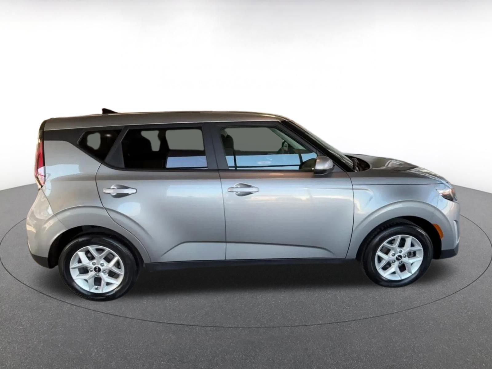 Thumbnail: 2025 Kia Soul - 16