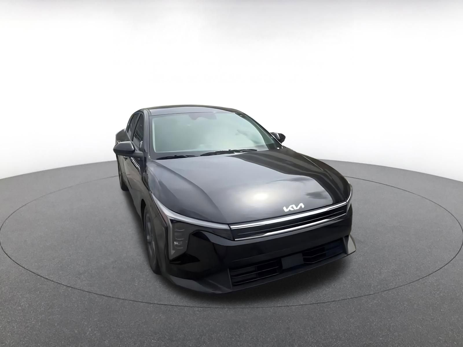 Thumbnail: 2025 Kia K4 - 3