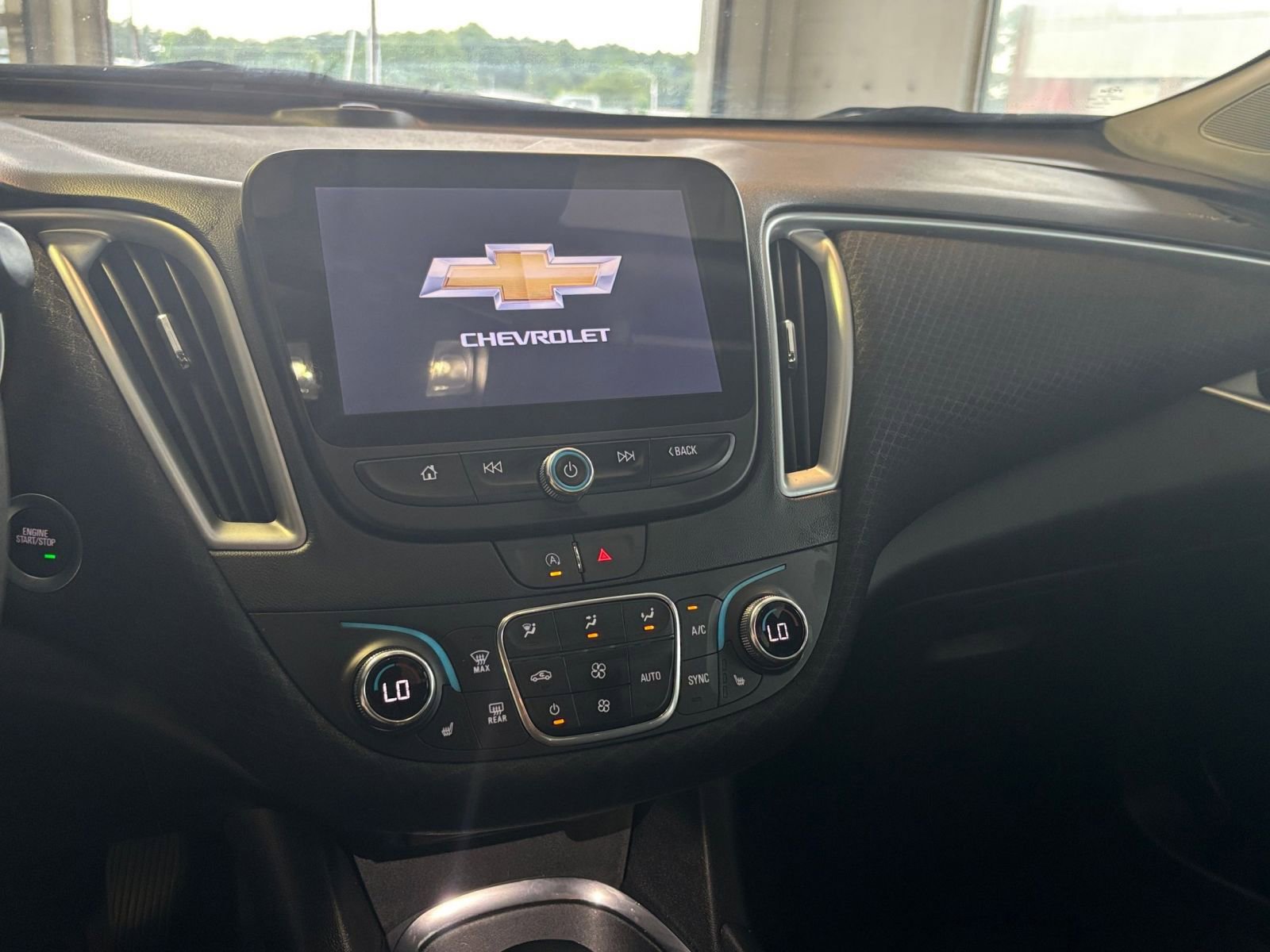 Thumbnail: 2024 Chevrolet Malibu - 35