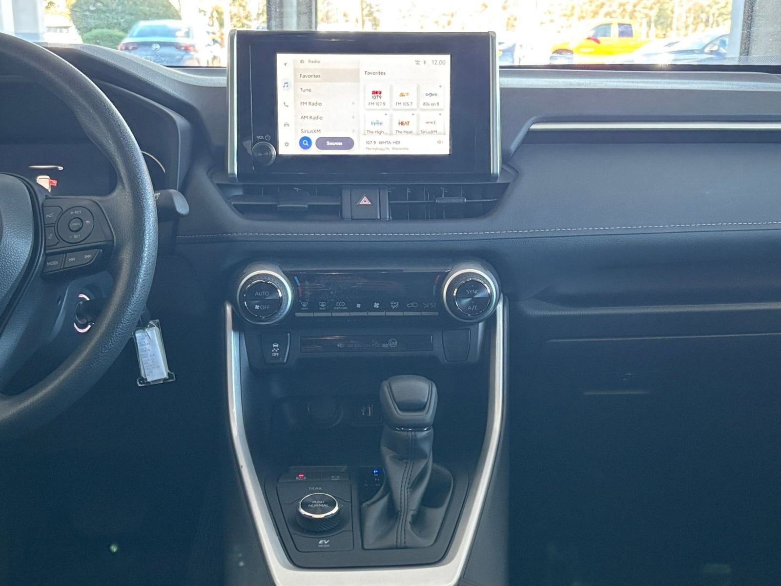 Thumbnail: 2025 Toyota RAV4 - 18