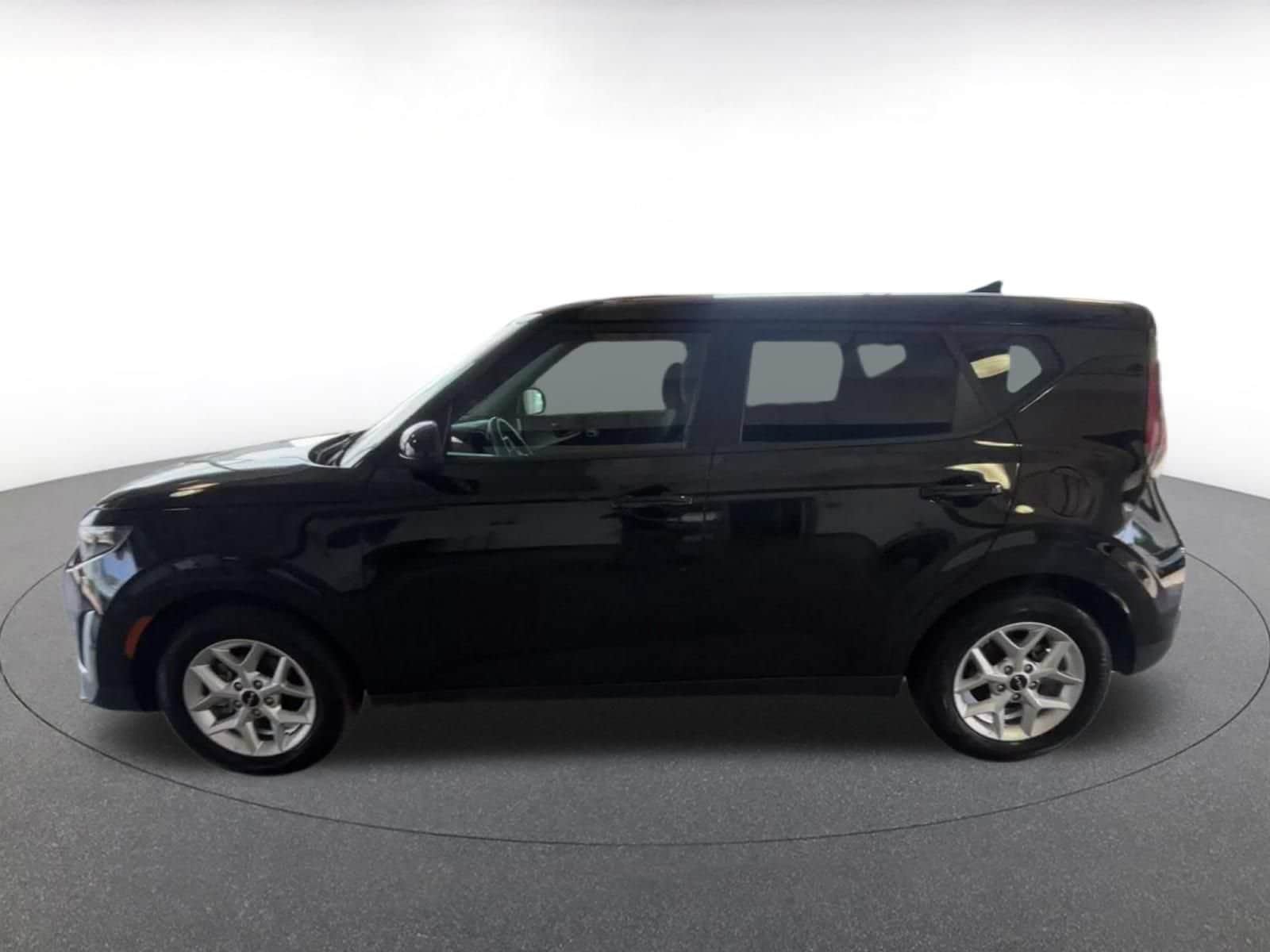 Thumbnail: 2025 Kia Soul - 8