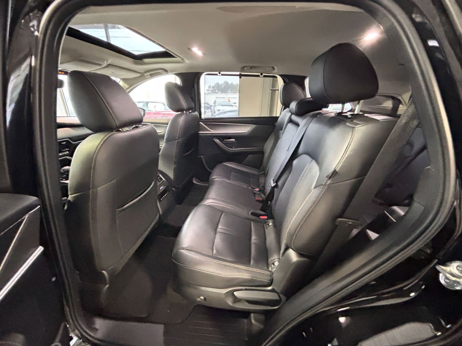 Thumbnail: 2025 Mazda CX-90 - 32