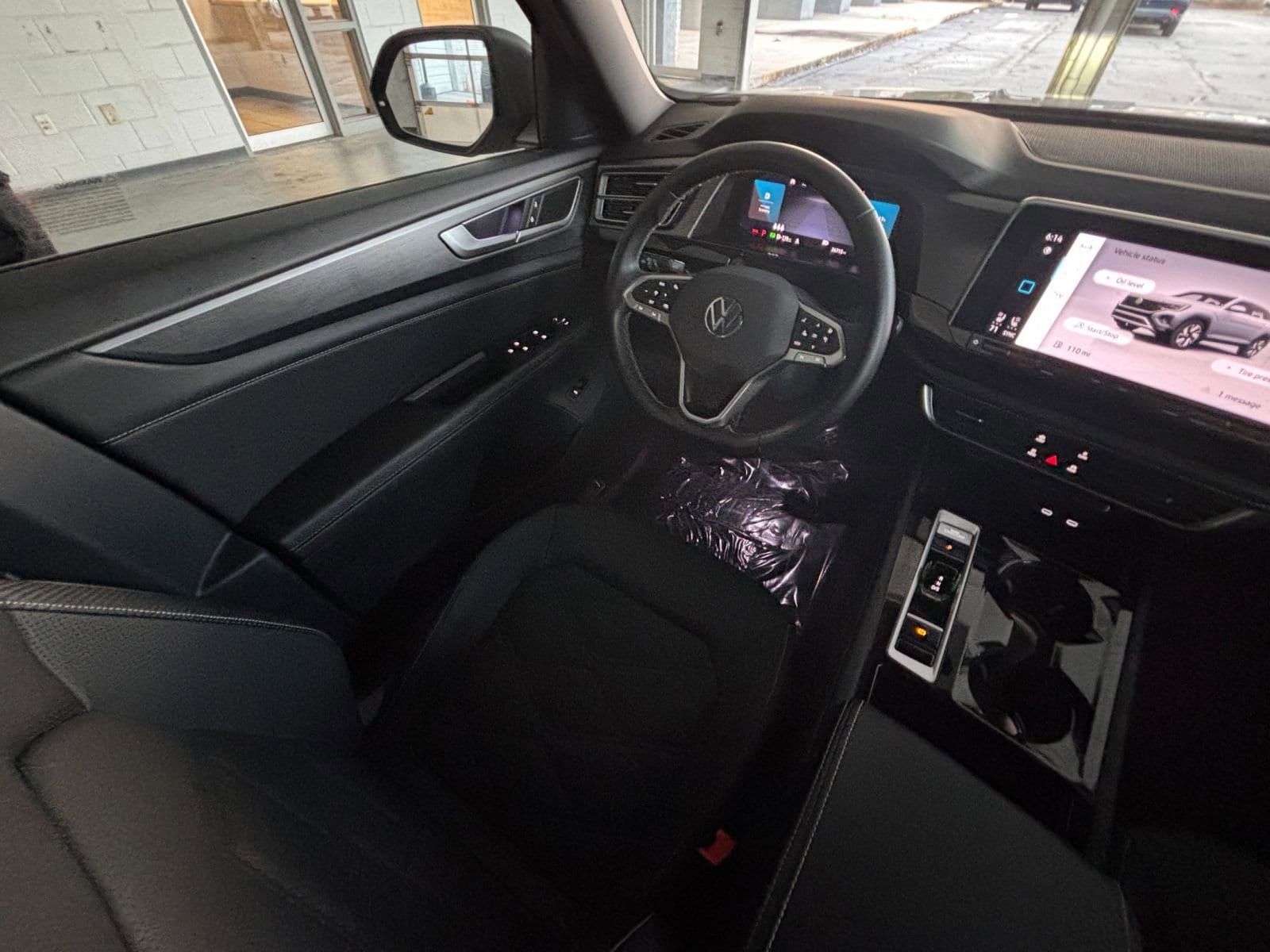 Thumbnail: 2025 Volkswagen Atlas - 34