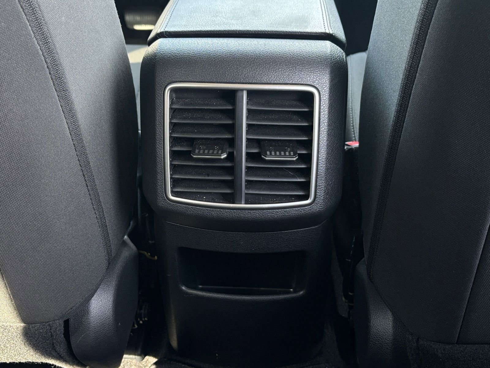 Thumbnail: 2025 Kia Sportage - 22