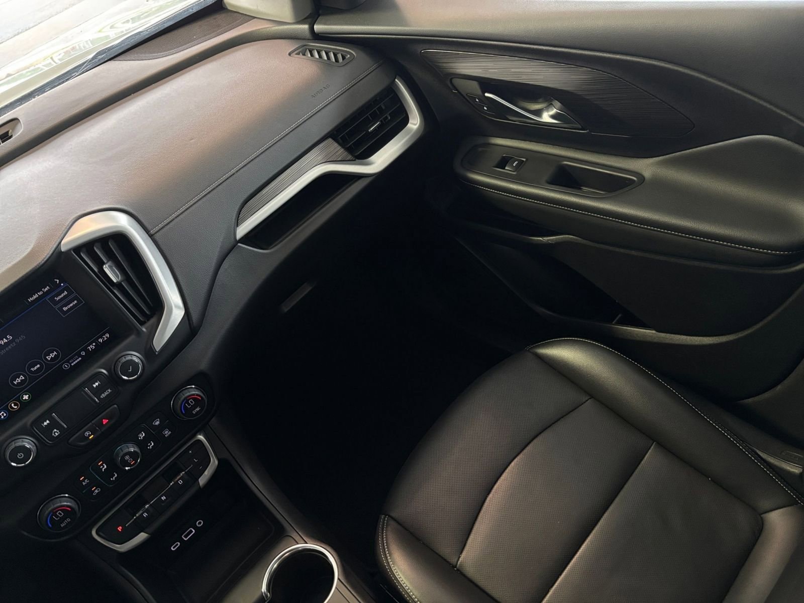 Thumbnail: 2024 GMC Terrain - 35