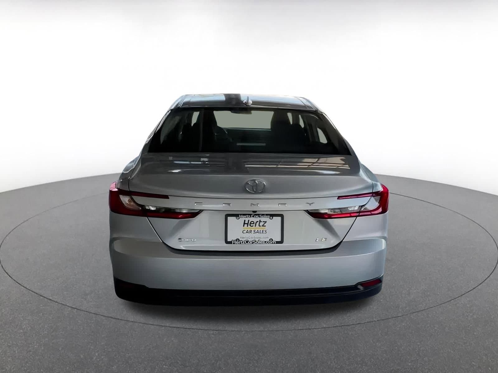 Thumbnail: 2025 Toyota Camry - 12