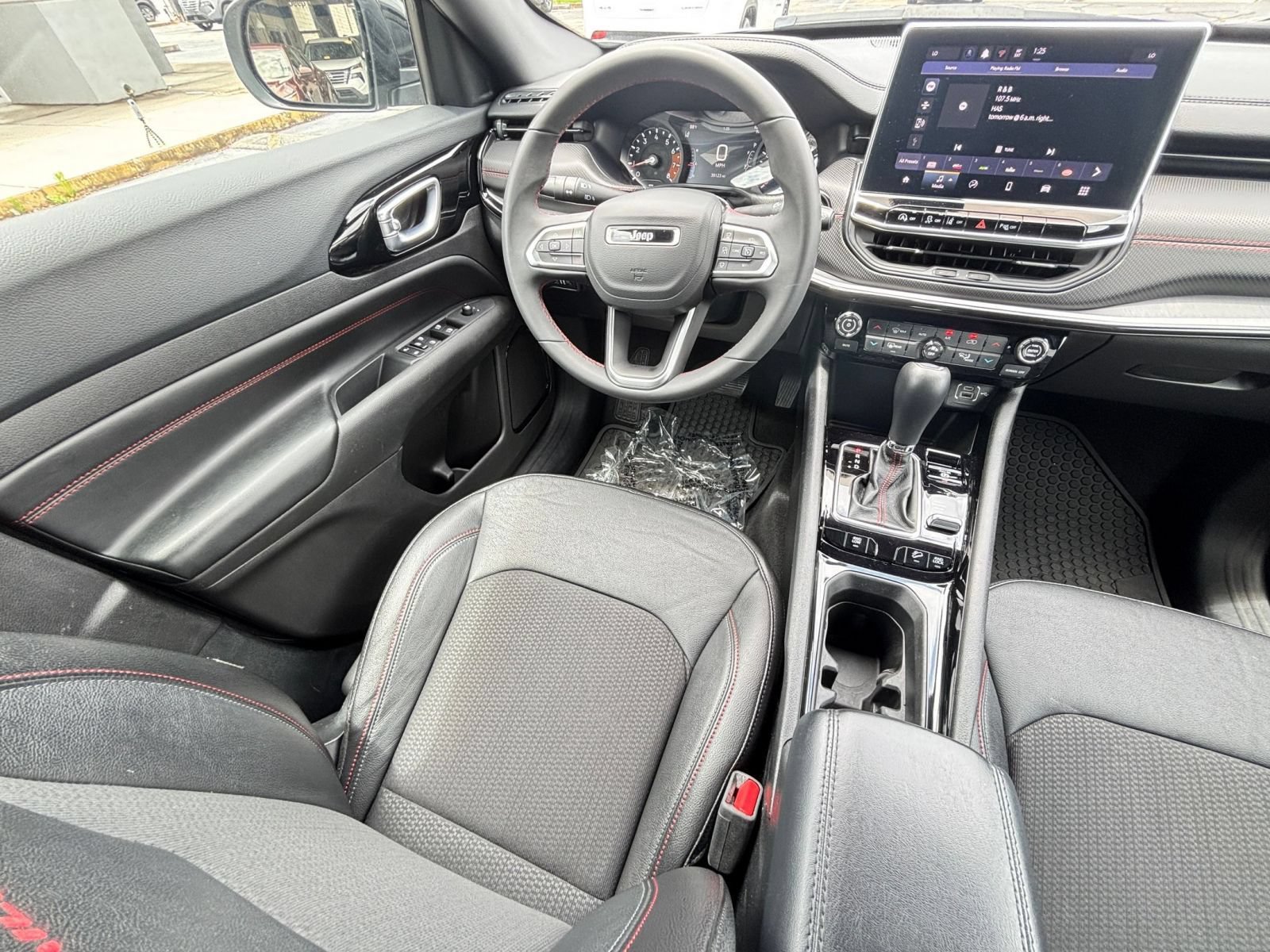 Thumbnail: 2025 Jeep Compass - 28
