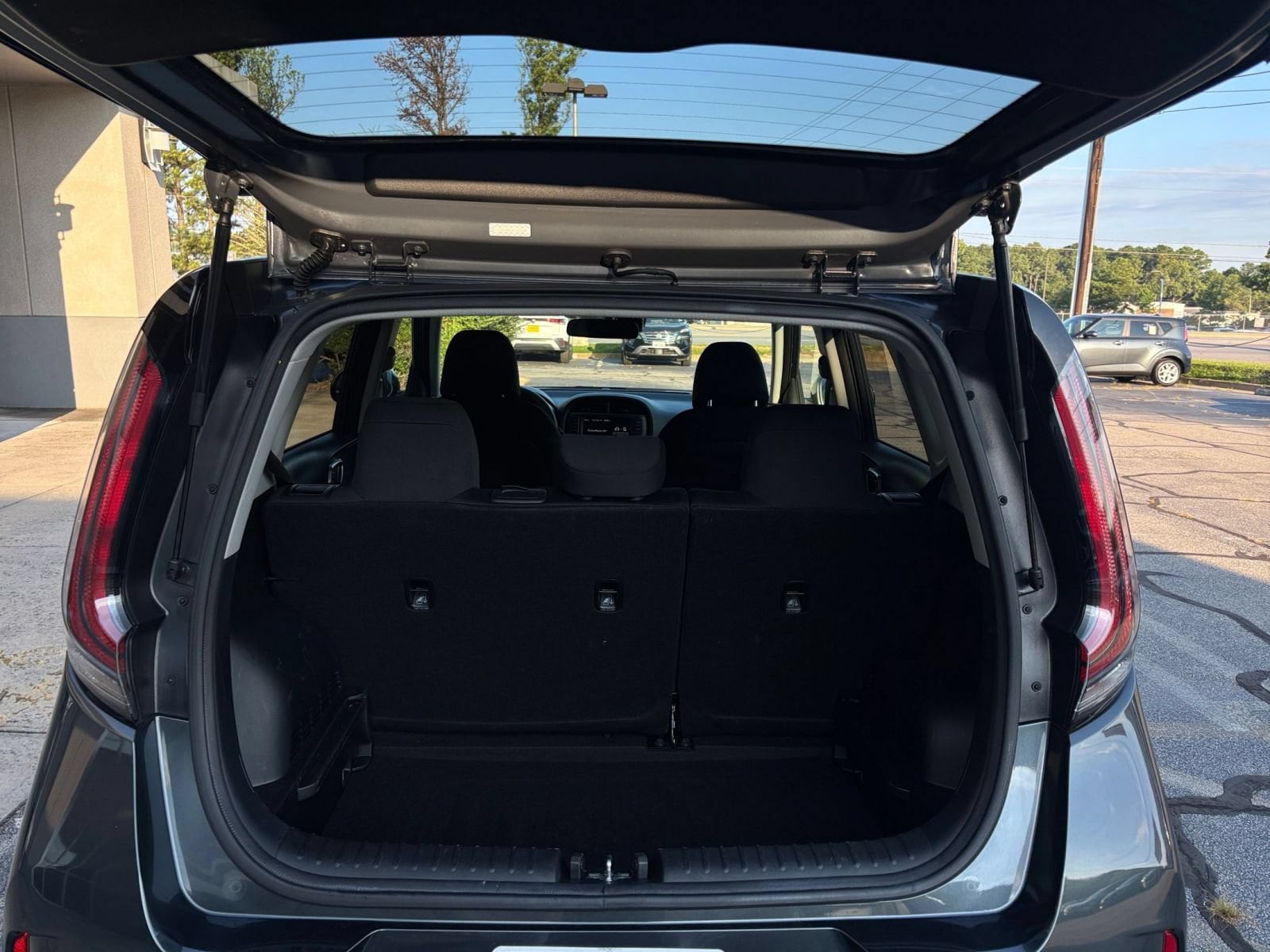 Thumbnail: 2025 Kia Soul - 24
