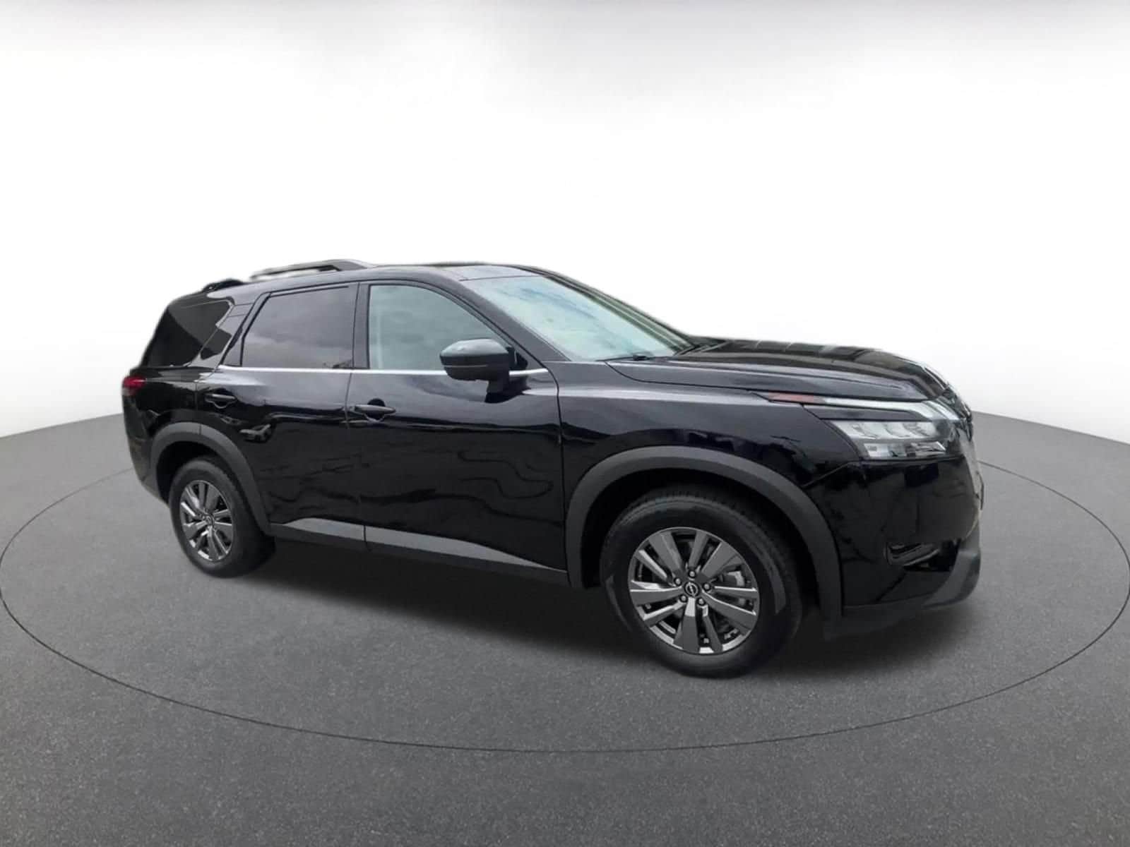 Thumbnail: 2025 Nissan Pathfinder - 2