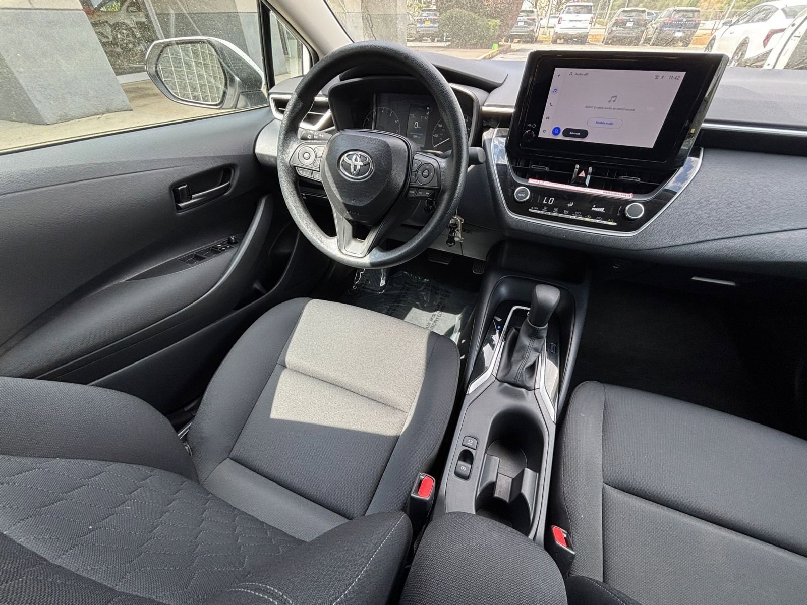 Thumbnail: 2025 Toyota Corolla - 35