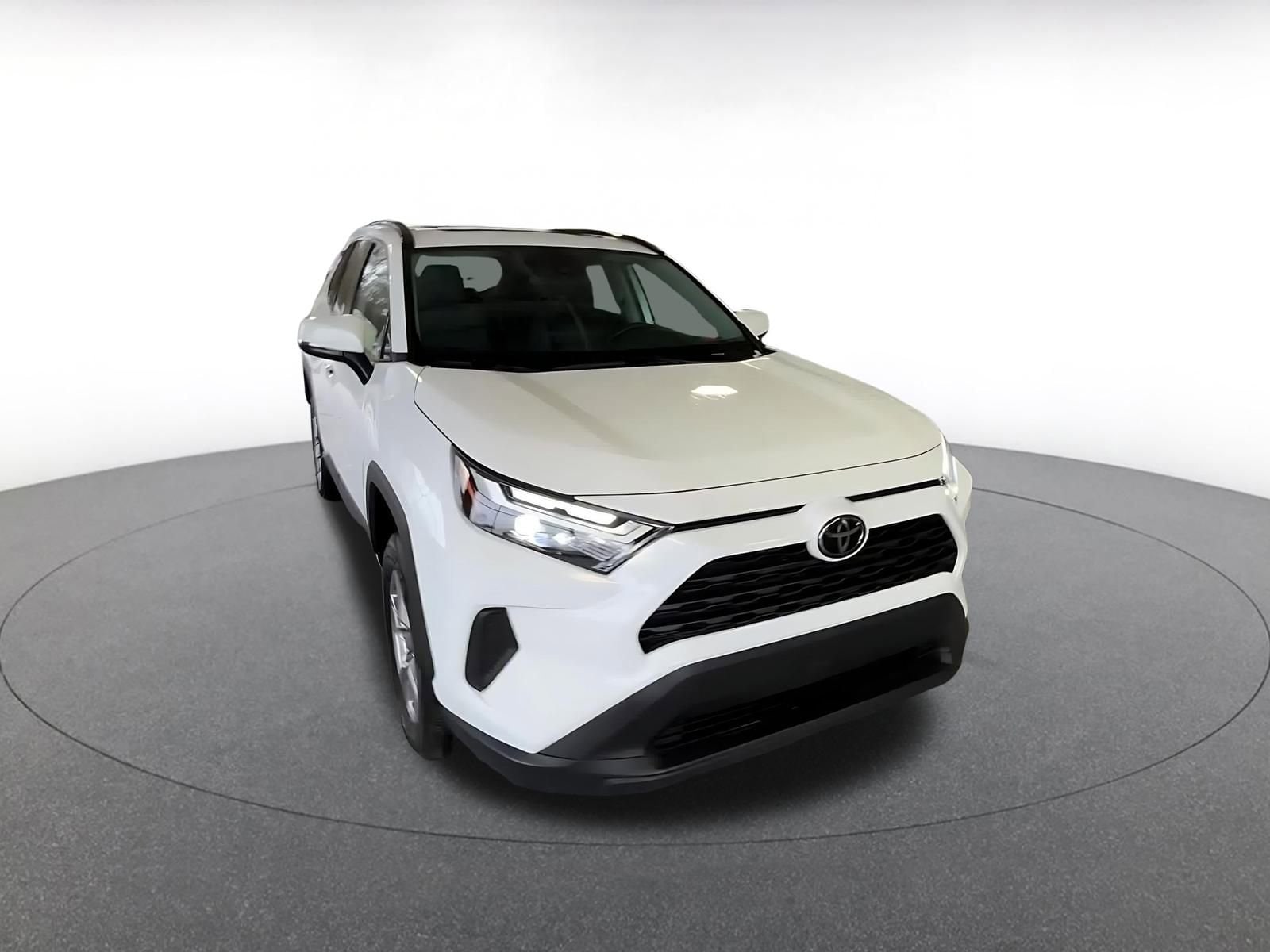 Thumbnail: 2025 Toyota RAV4 - 3