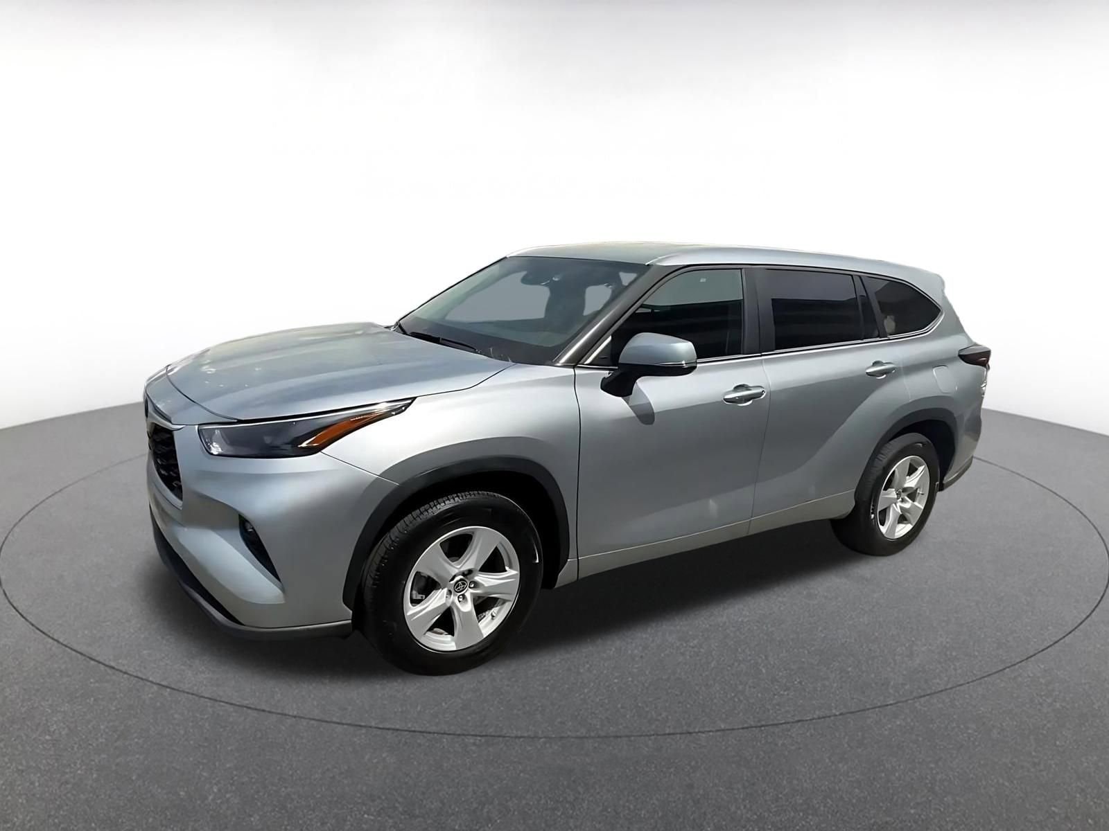 Thumbnail: 2025 Toyota Highlander - 7