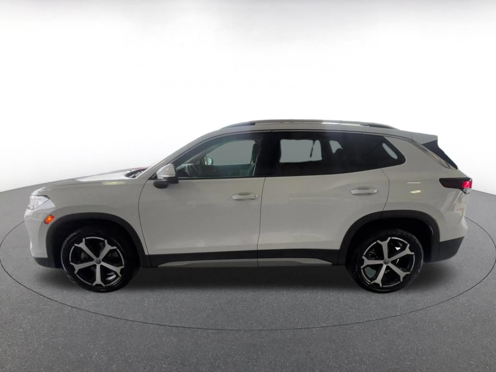 Thumbnail: 2026 Volkswagen Tiguan - 8