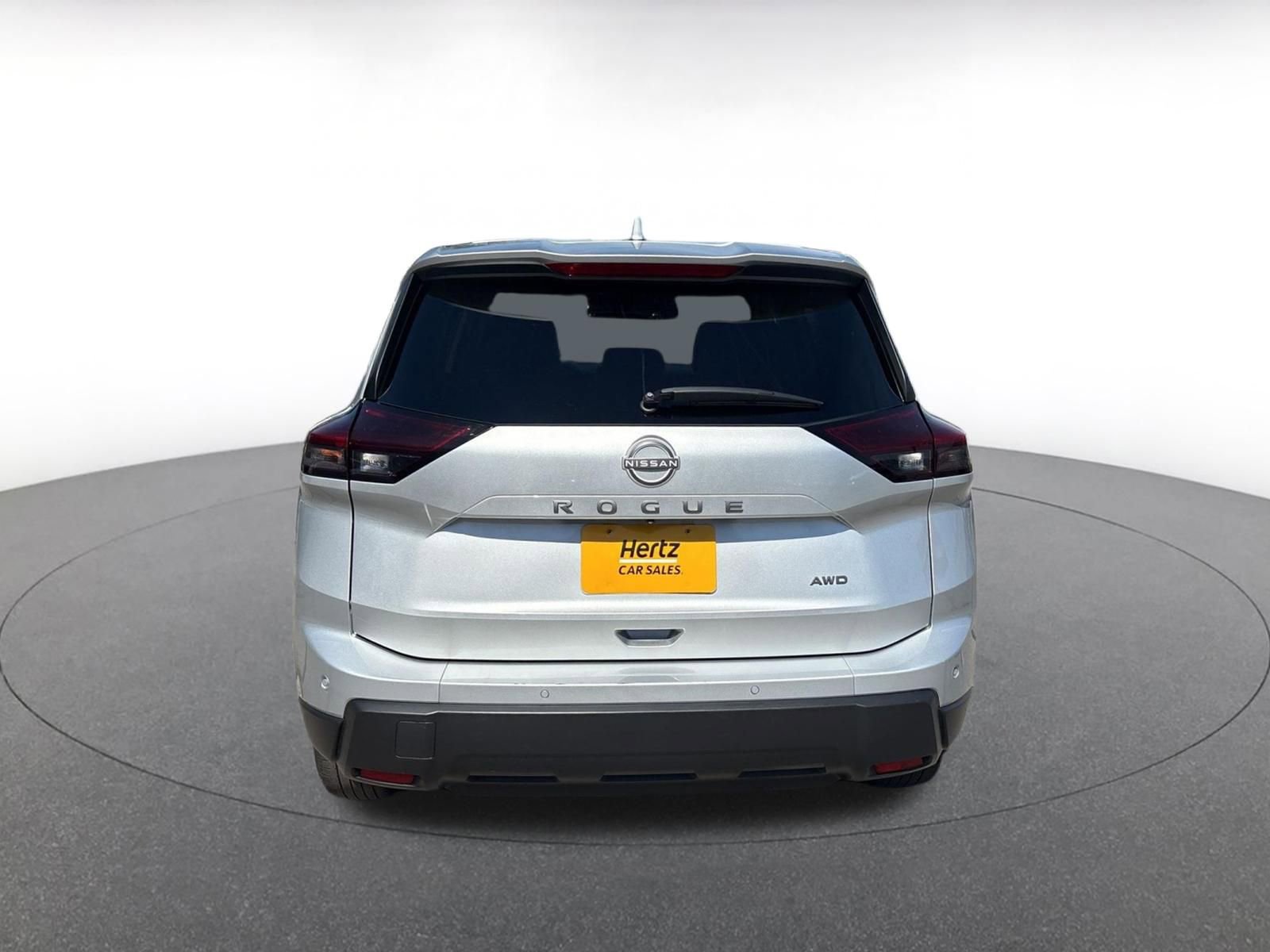 Thumbnail: 2025 Nissan Rogue - 17