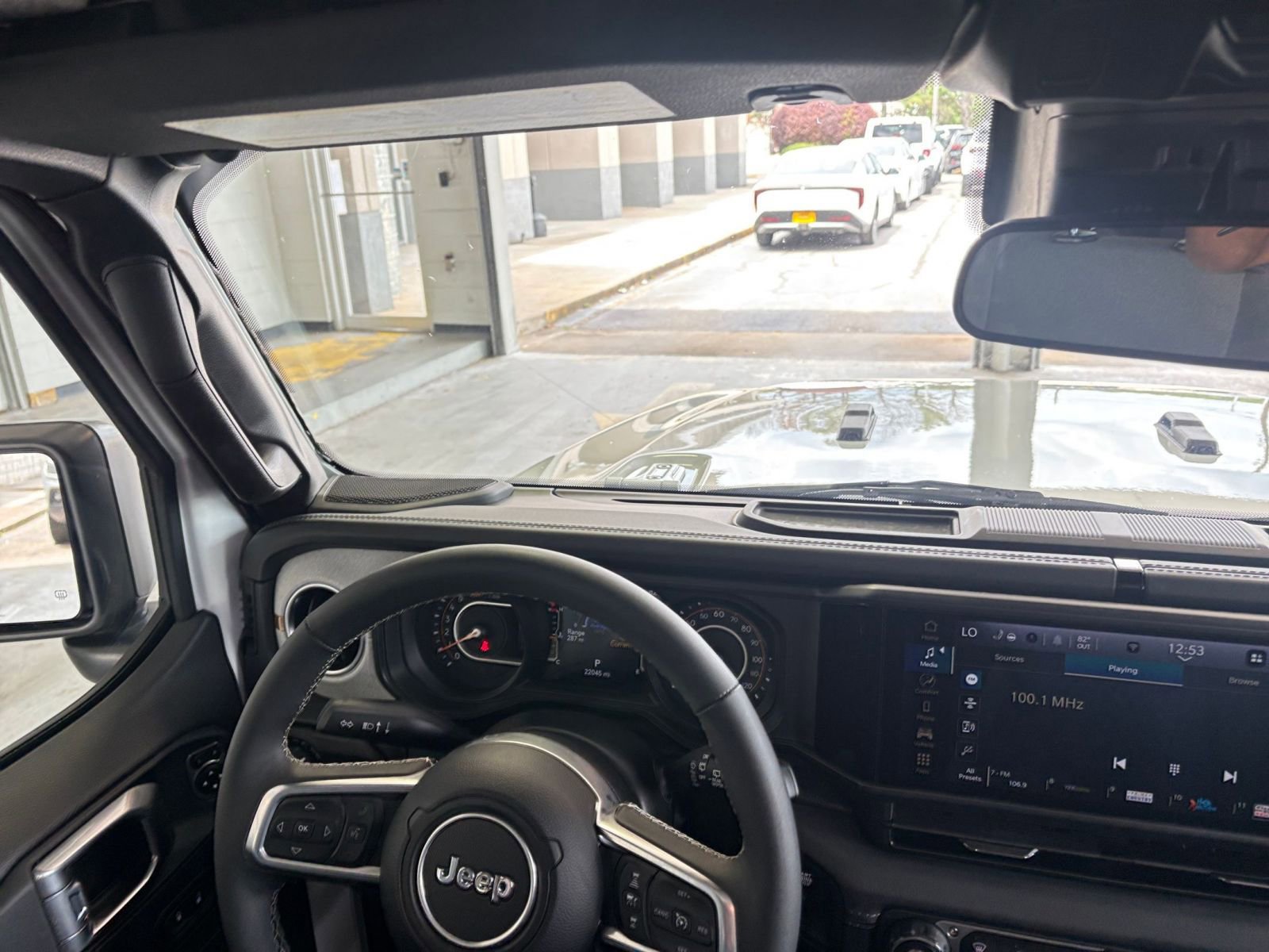 Thumbnail: 2025 Jeep Wrangler - 34