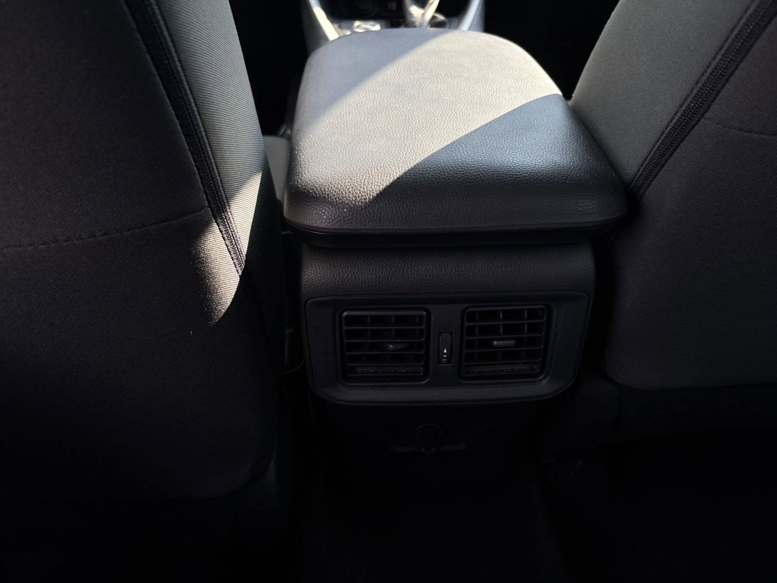 Thumbnail: 2025 Toyota RAV4 - 23