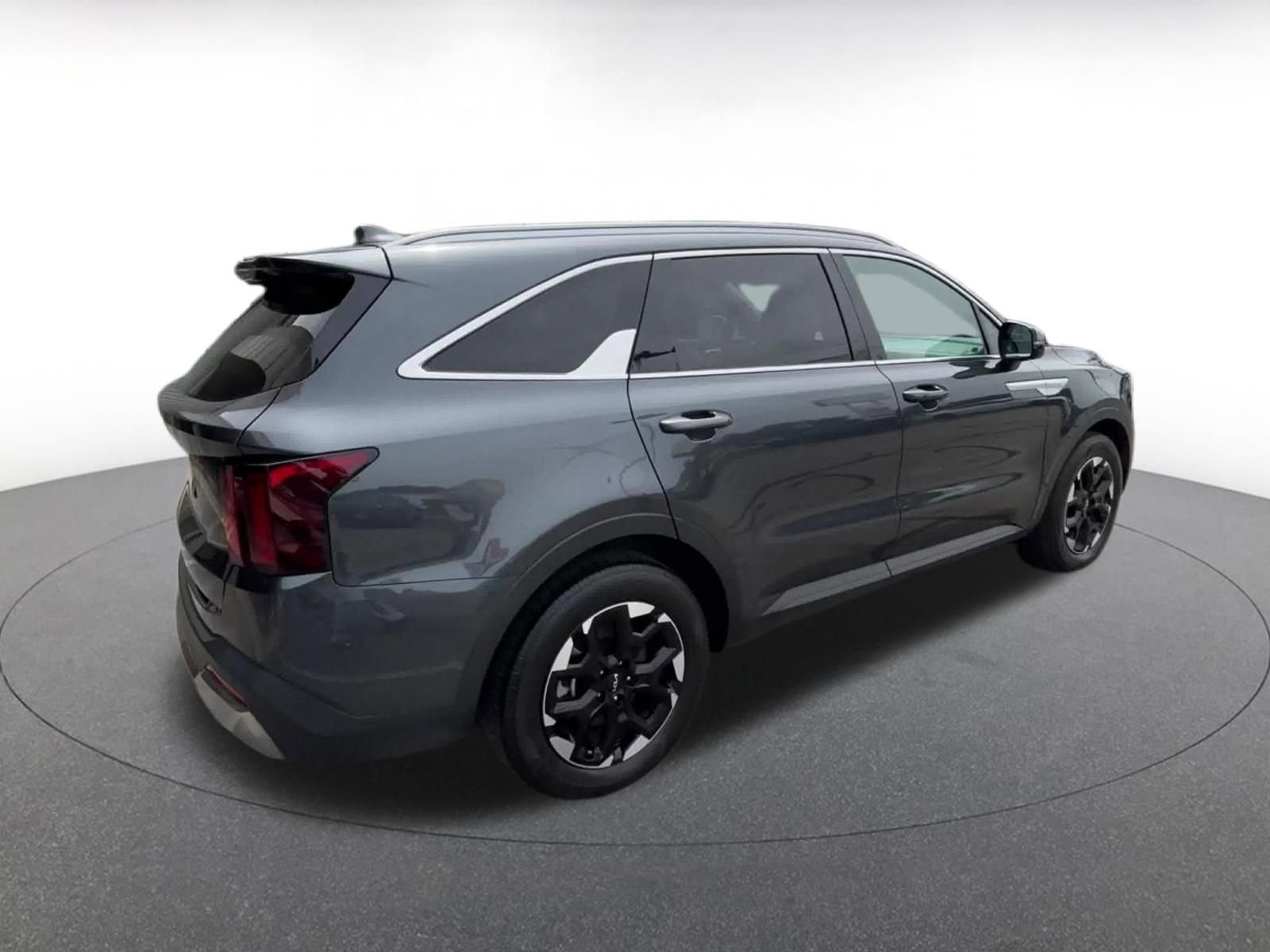 Thumbnail: 2024 Kia Sorento - 15