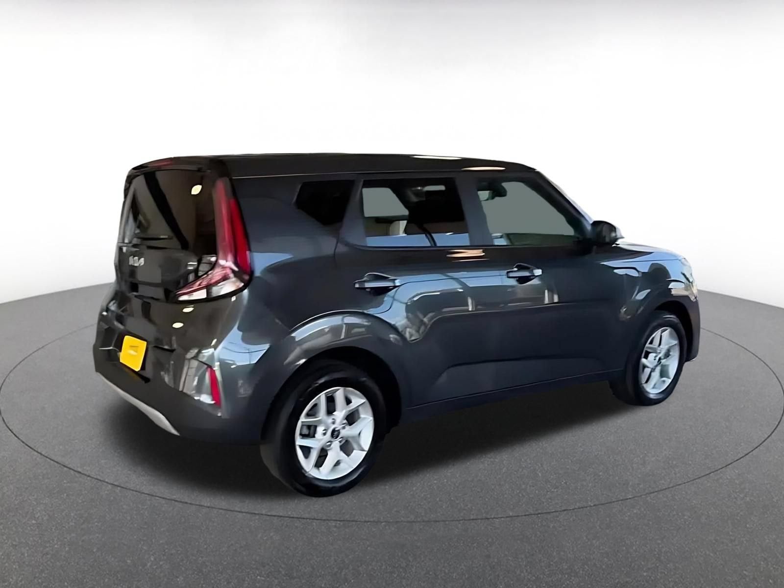 Thumbnail: 2025 Kia Soul - 12