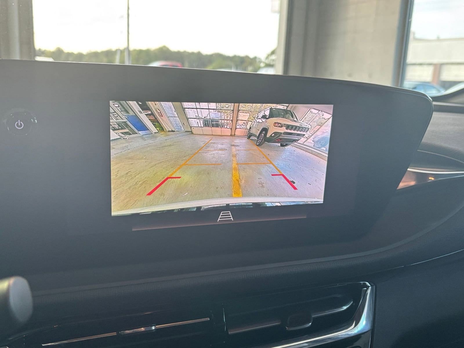 Thumbnail: 2025 Buick Envista - 17