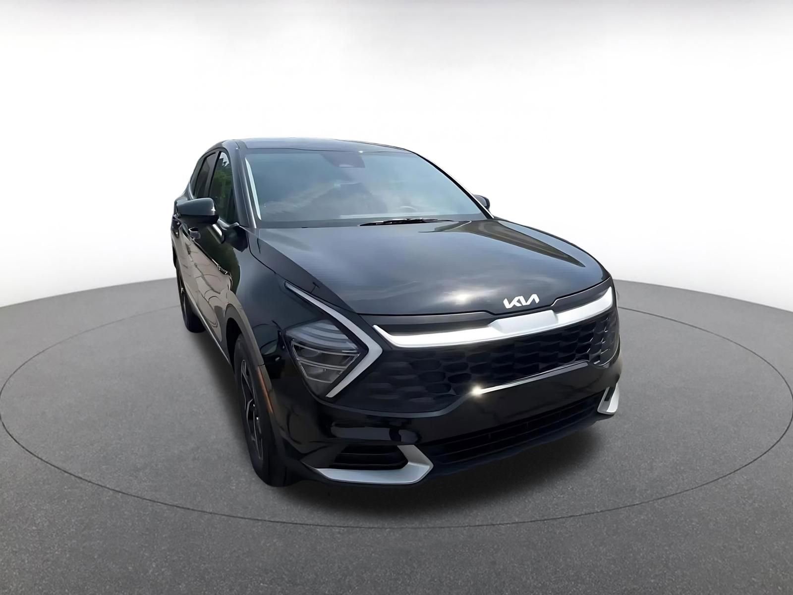 Thumbnail: 2025 Kia Sportage - 3