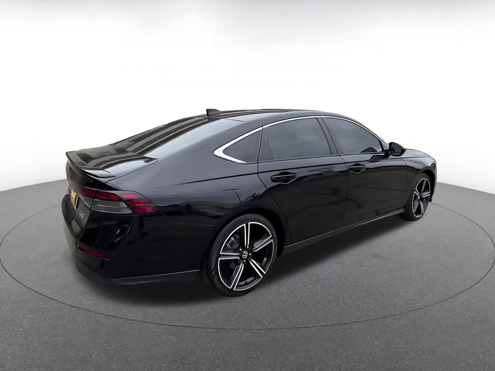 Thumbnail: 2023 Honda Accord - 15