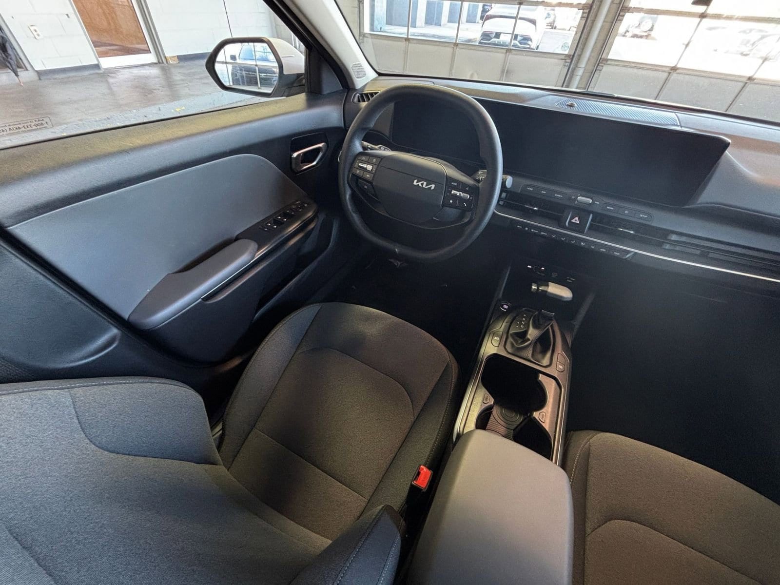 Thumbnail: 2025 Kia K4 - 33