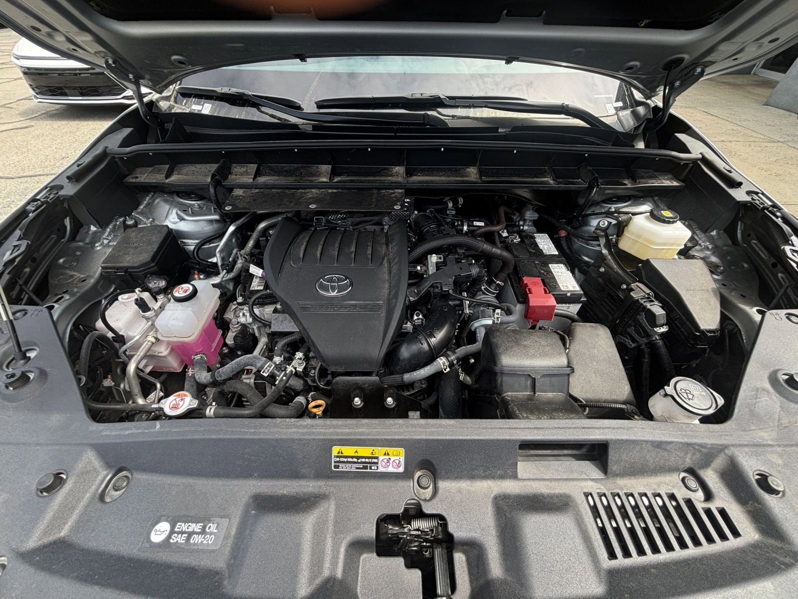 Thumbnail: 2025 Toyota Highlander - 33