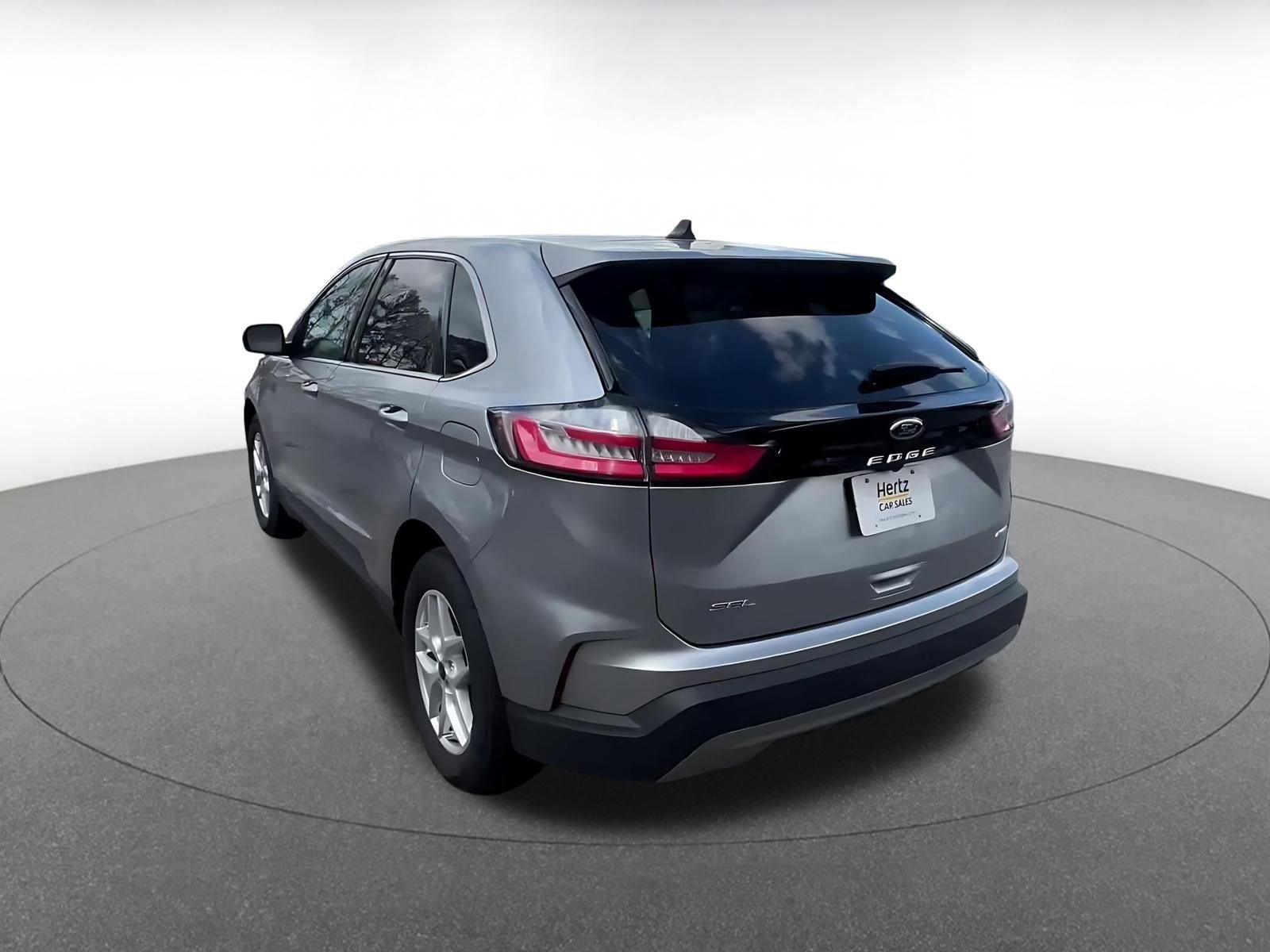 Thumbnail: 2024 Ford Edge - 17