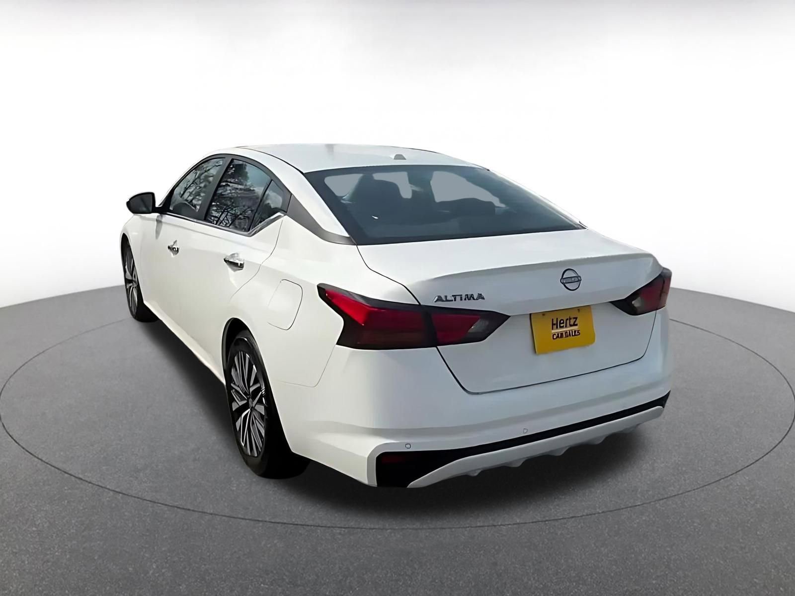 Thumbnail: 2025 Nissan Altima - 11