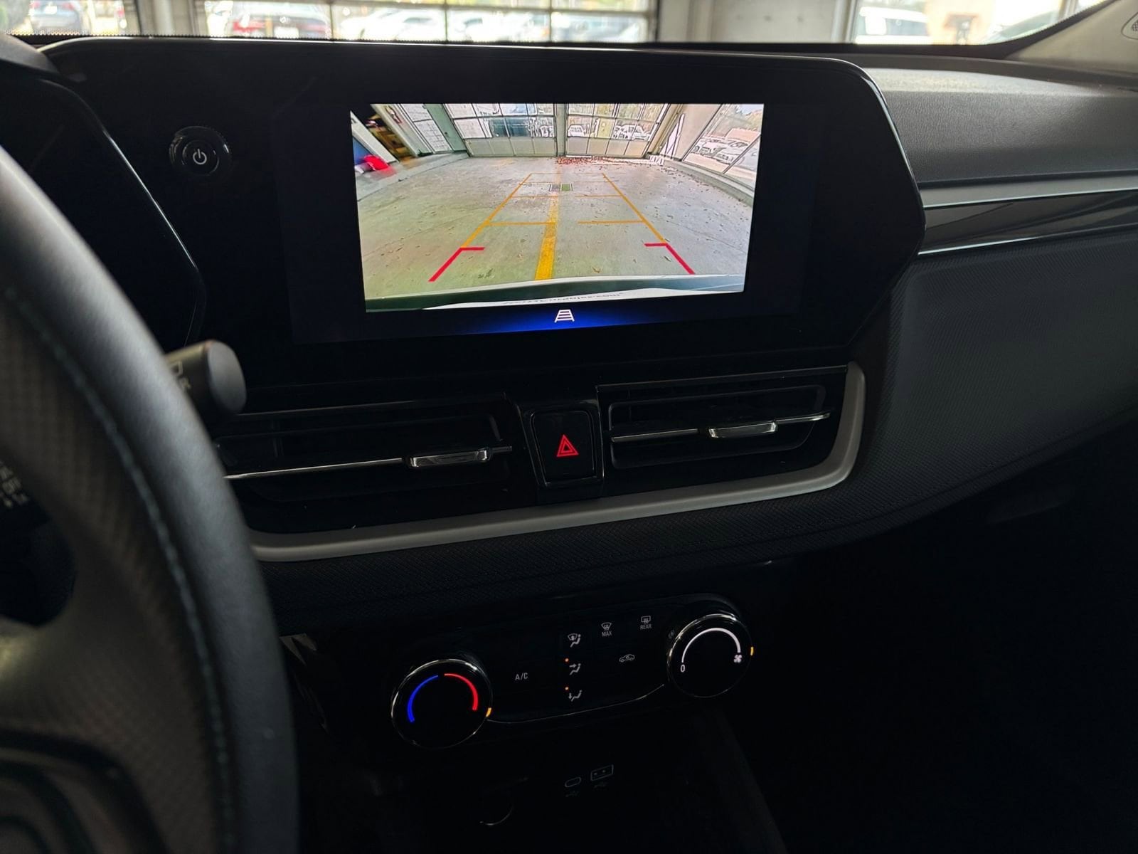 Thumbnail: 2025 Chevrolet TrailBlazer - 17